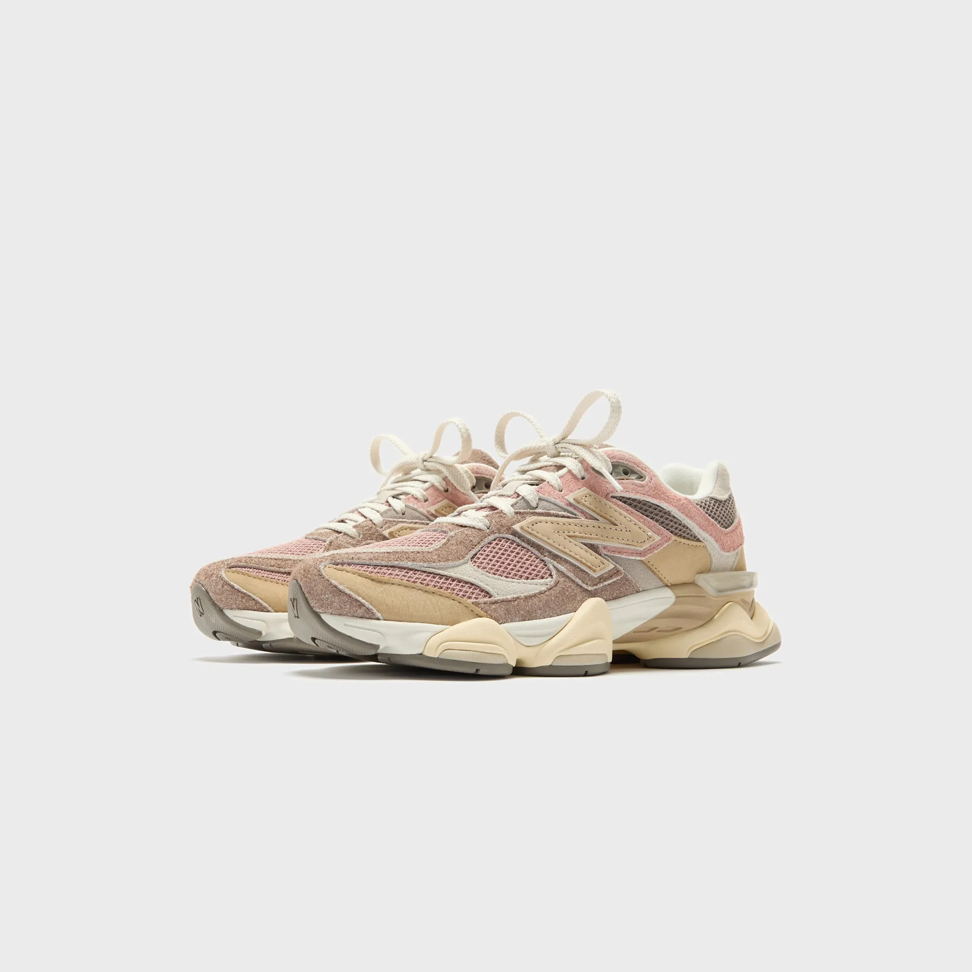 Intellectual Property New Balance 9060 - Landslide / Mushroom / Incense