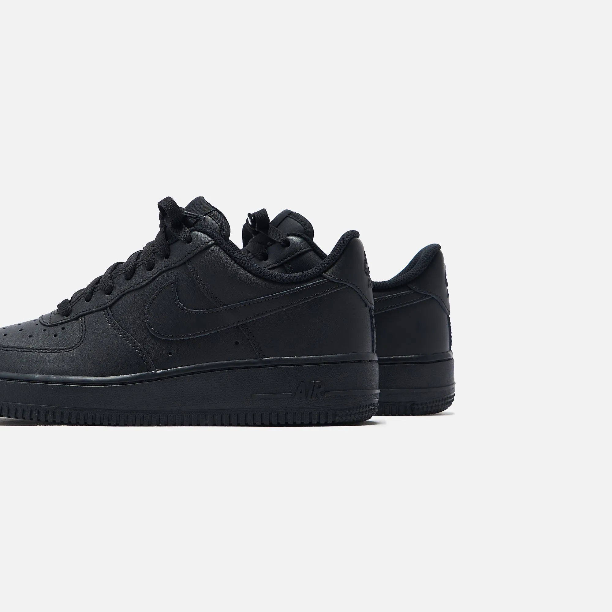 Nike Air Force 1 '07 - Black Comfort Color Scheme