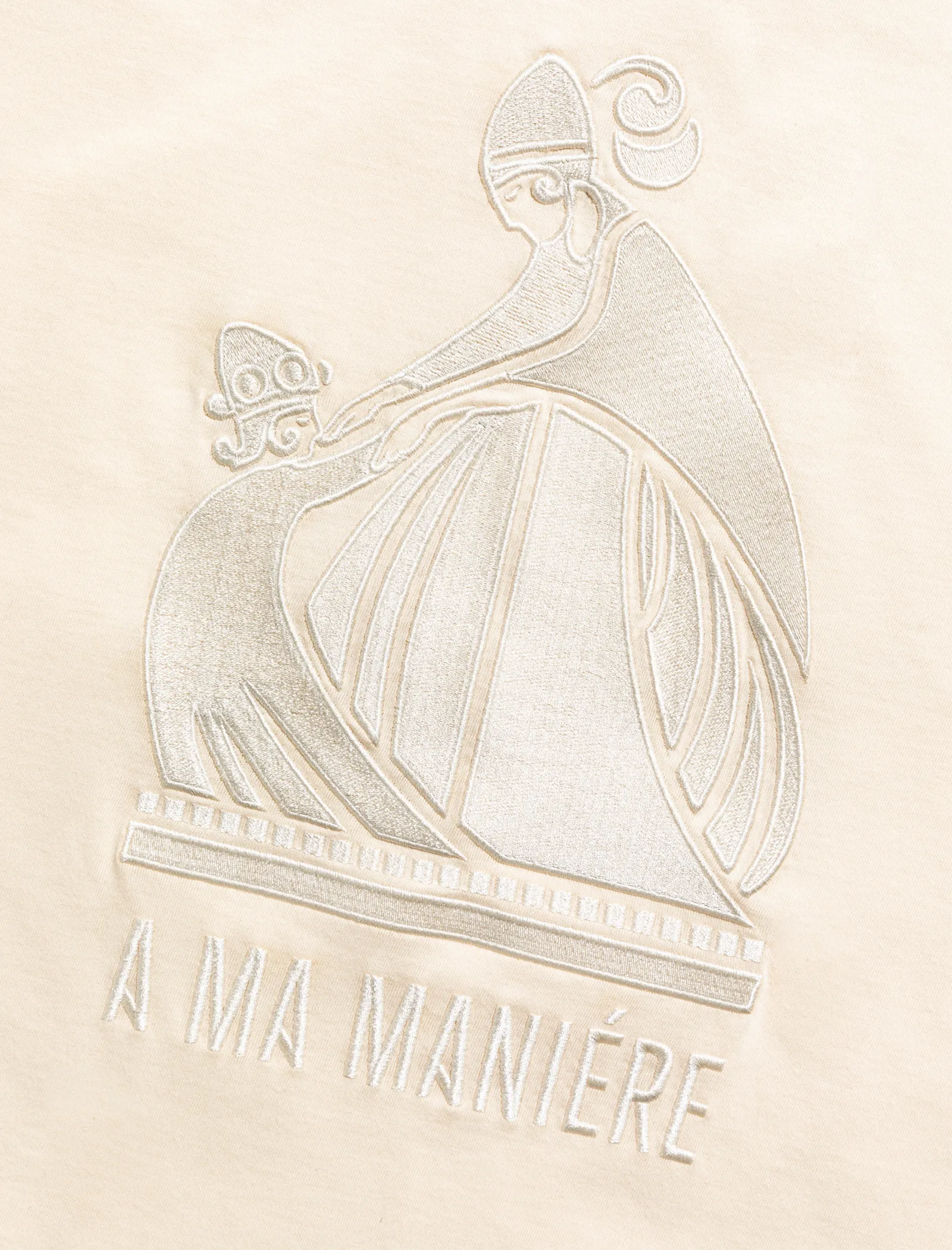 Bamboo-Fit Comfortable Elastic Elastic Comfort A Ma Manire Embroidered Logo Tee