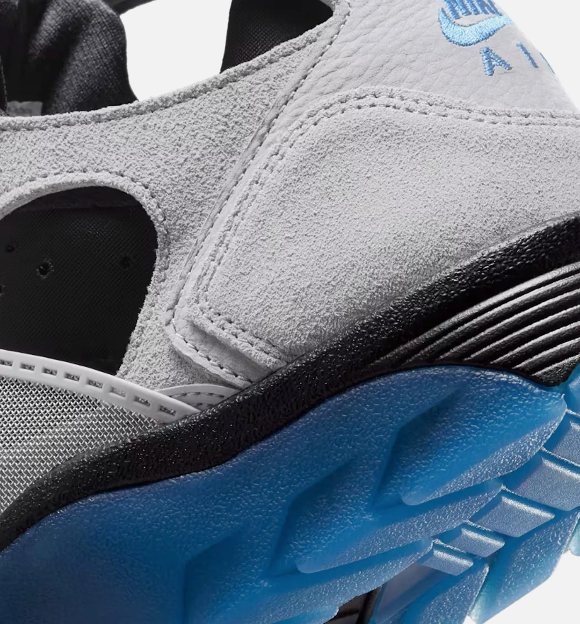Comfortable Buffing Comfortable Studded Slippers Air Trainer Huarache Mens Lifestyle Shoe - Blue/Grey/Black