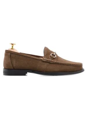 Mario HorsebitMoccasinLoafer - Khakis Suede Leather (Silver Buckle) Grass Field Arrangement