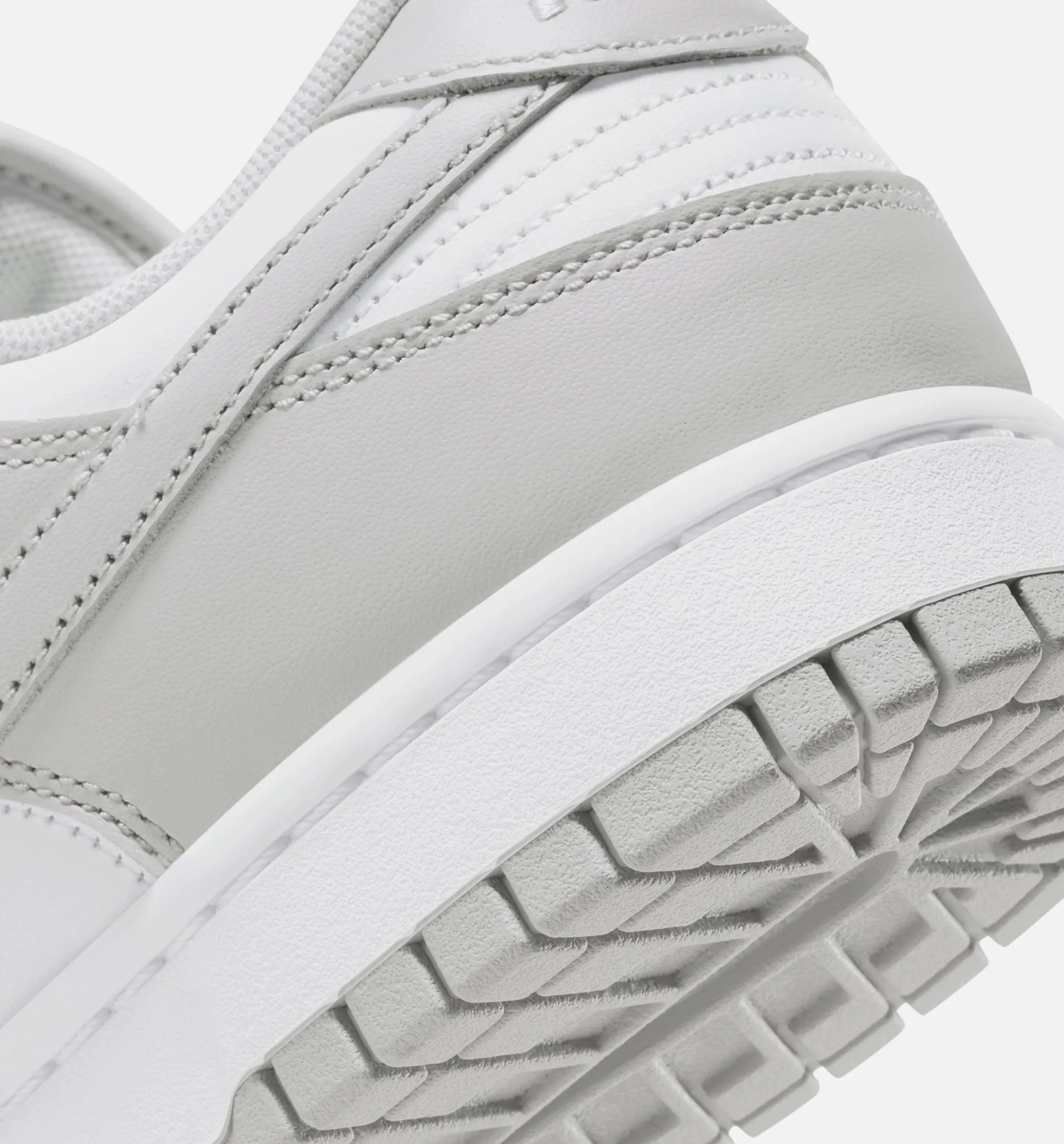 Light Support Slip Resistant Shoes For Dancing Dunk Low Grey Fog Mens Lifestyle Shoe - Grey Fog/White