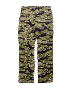 The Real Mccoy'S Mp23004 Tiger Camouflage Trousers / Late War Green Stretch - Knit Coordinate