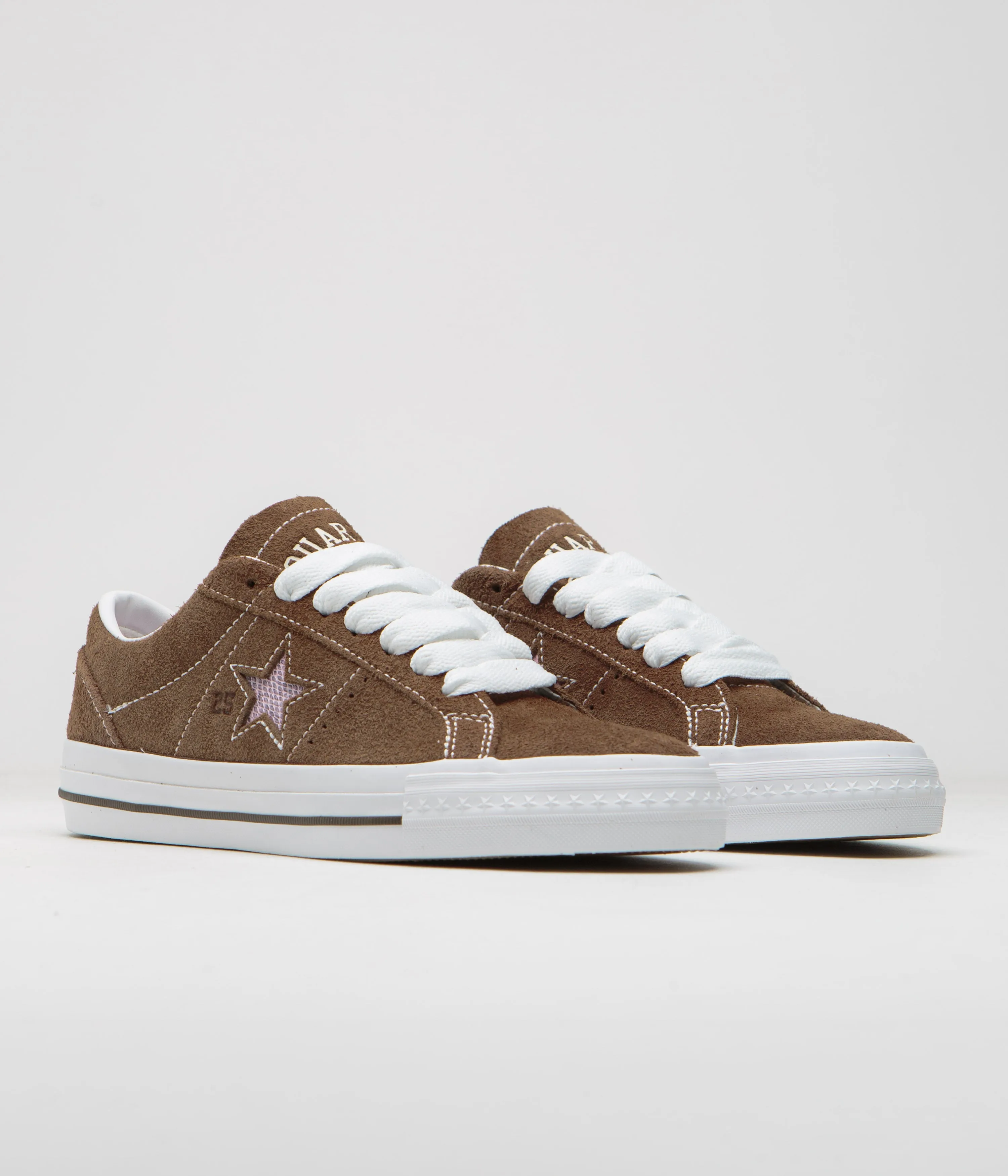 Chaussures Converse x Quartersnacks One Star Pro Ox - Girofle foncé / Blanc / Cerise