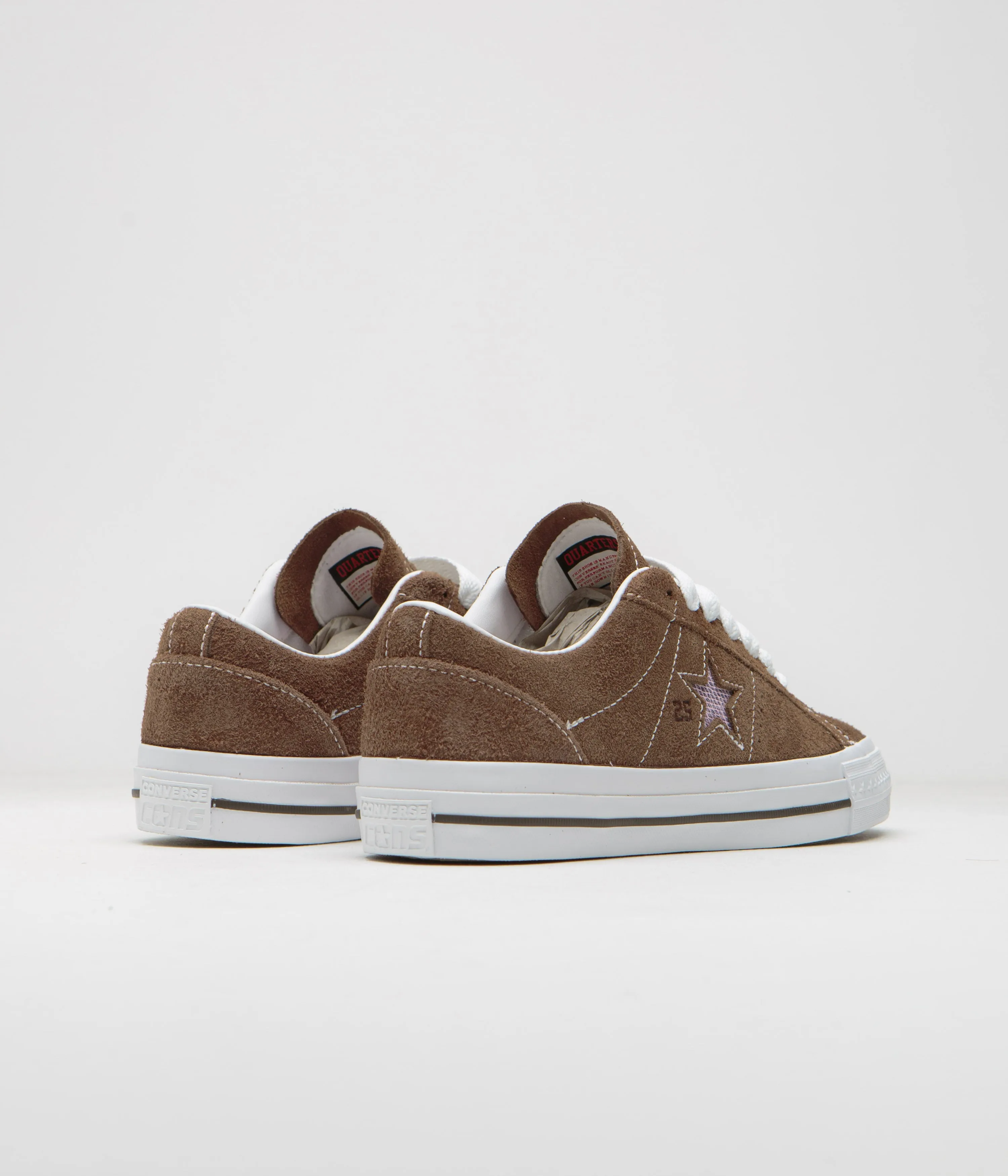 Chaussures Converse x Quartersnacks One Star Pro Ox - Girofle foncé / Blanc / Cerise