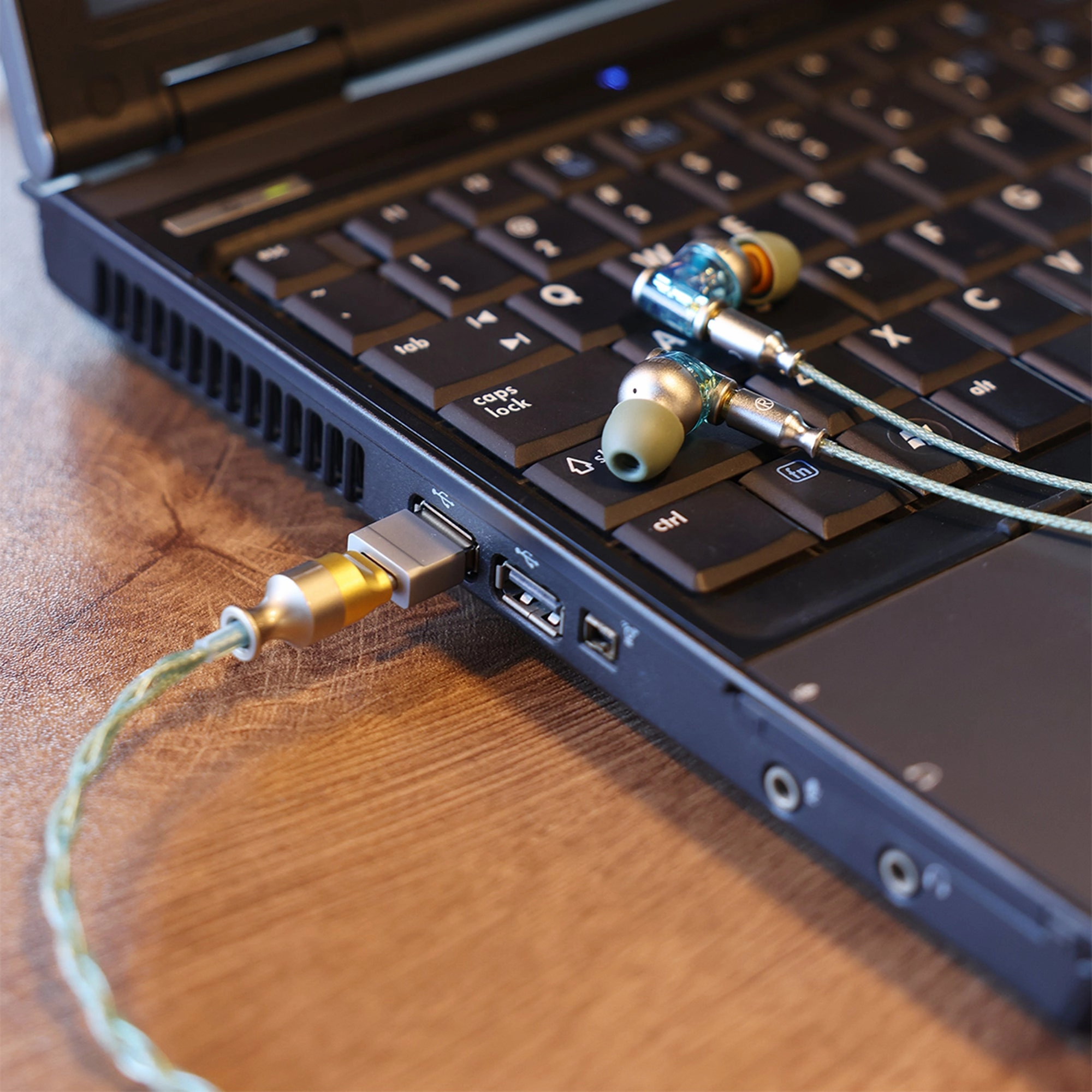 ddHiFi E2023S Janus3 Earphones Set with USB-C Decoding Cable