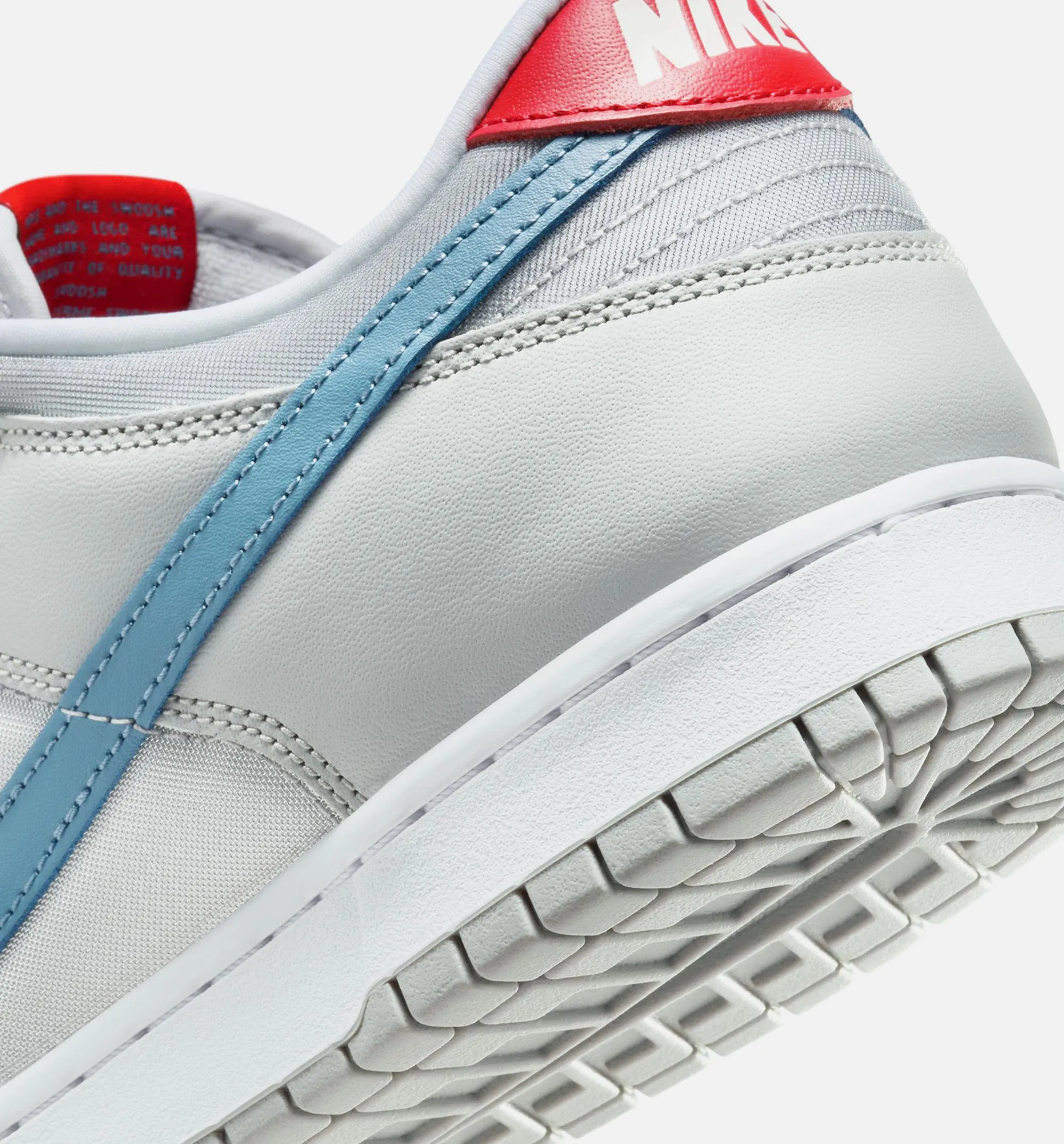 Dunk Low Silver Surfer Mens Lifestyle Shoe - Metallic Silver/Neutral Grey/Flat Silver/Aegean Storm Comfort Superb