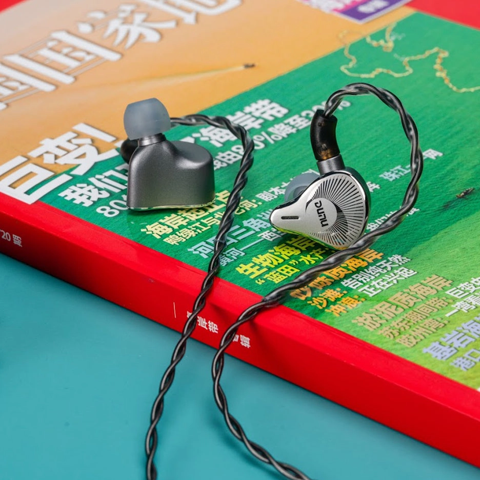 DUNU EST 112 Hybrid In-Ear Earphones [DEMO UNIT]