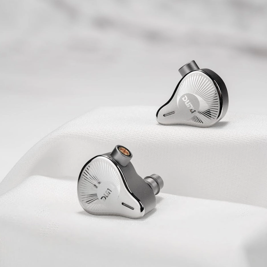 DUNU EST 112 Hybrid In-Ear Earphones [DEMO UNIT]
