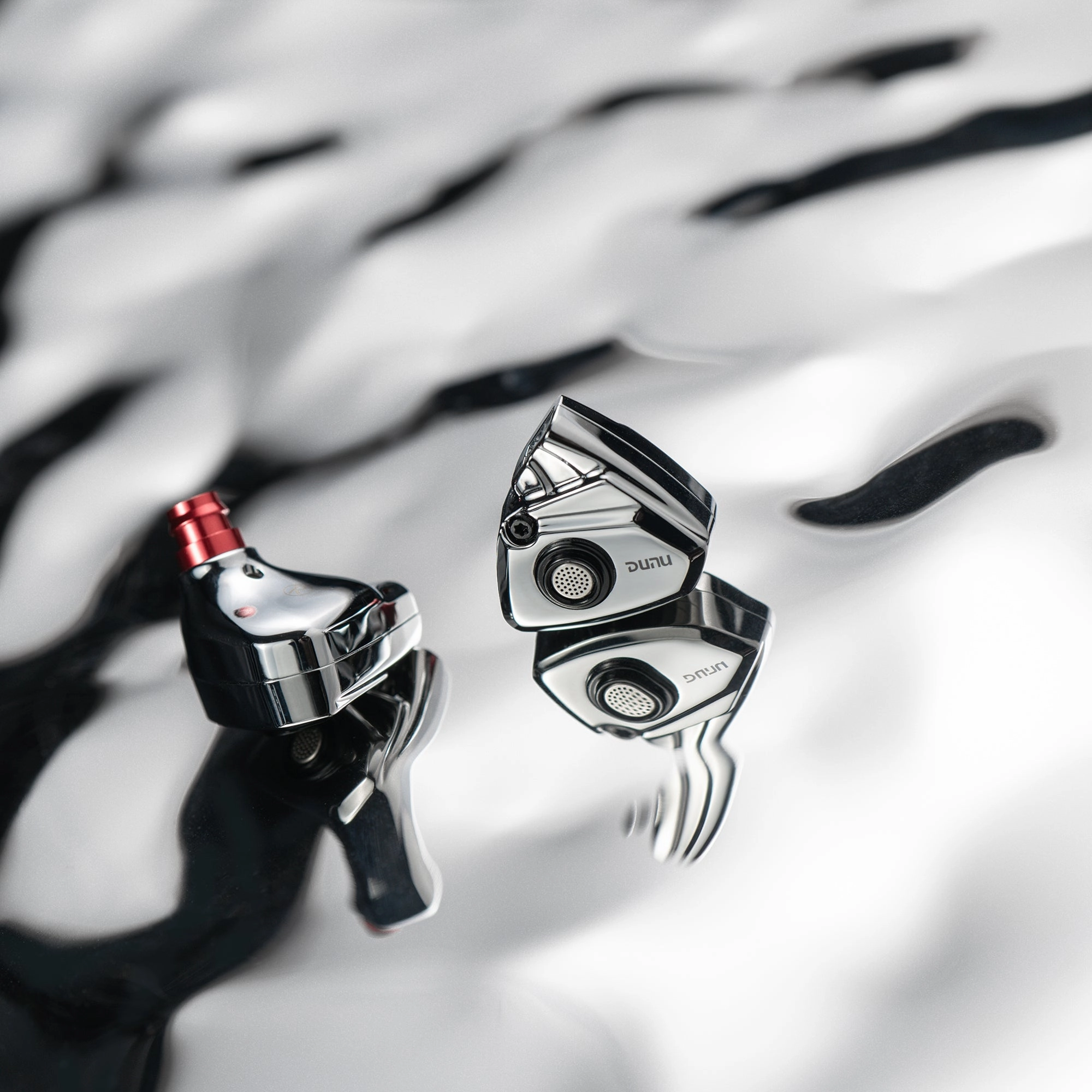 DUNU TITAN S Dynamic In-Ear Earphones