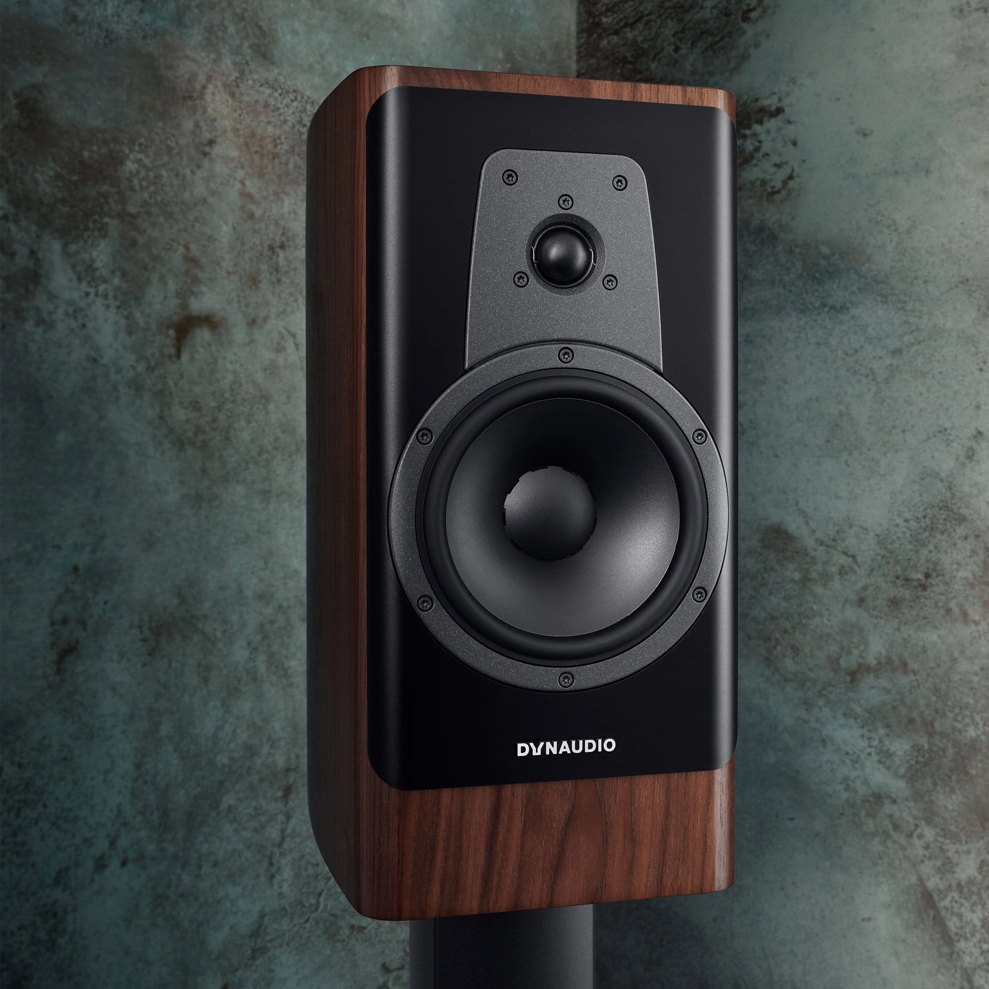 Dynaudio Contour 20i Standmount Speakers