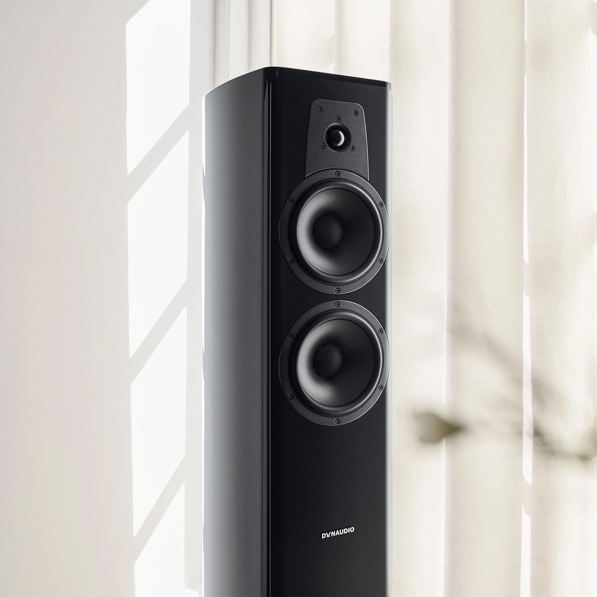 Dynaudio Contour 30i Floorstanding Speakers