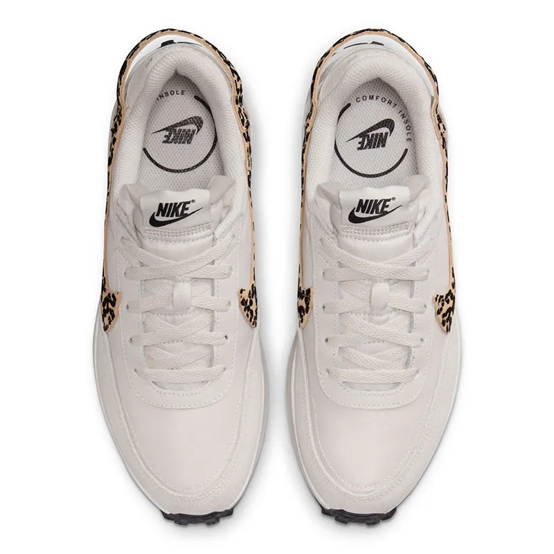 Nike Women'S Waffle Debut Tea