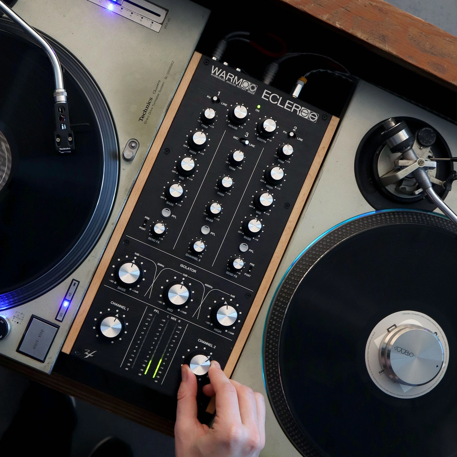 Ecler: WARM2 Two-Channel Analogue Rotary Mixer (Open Box Special)