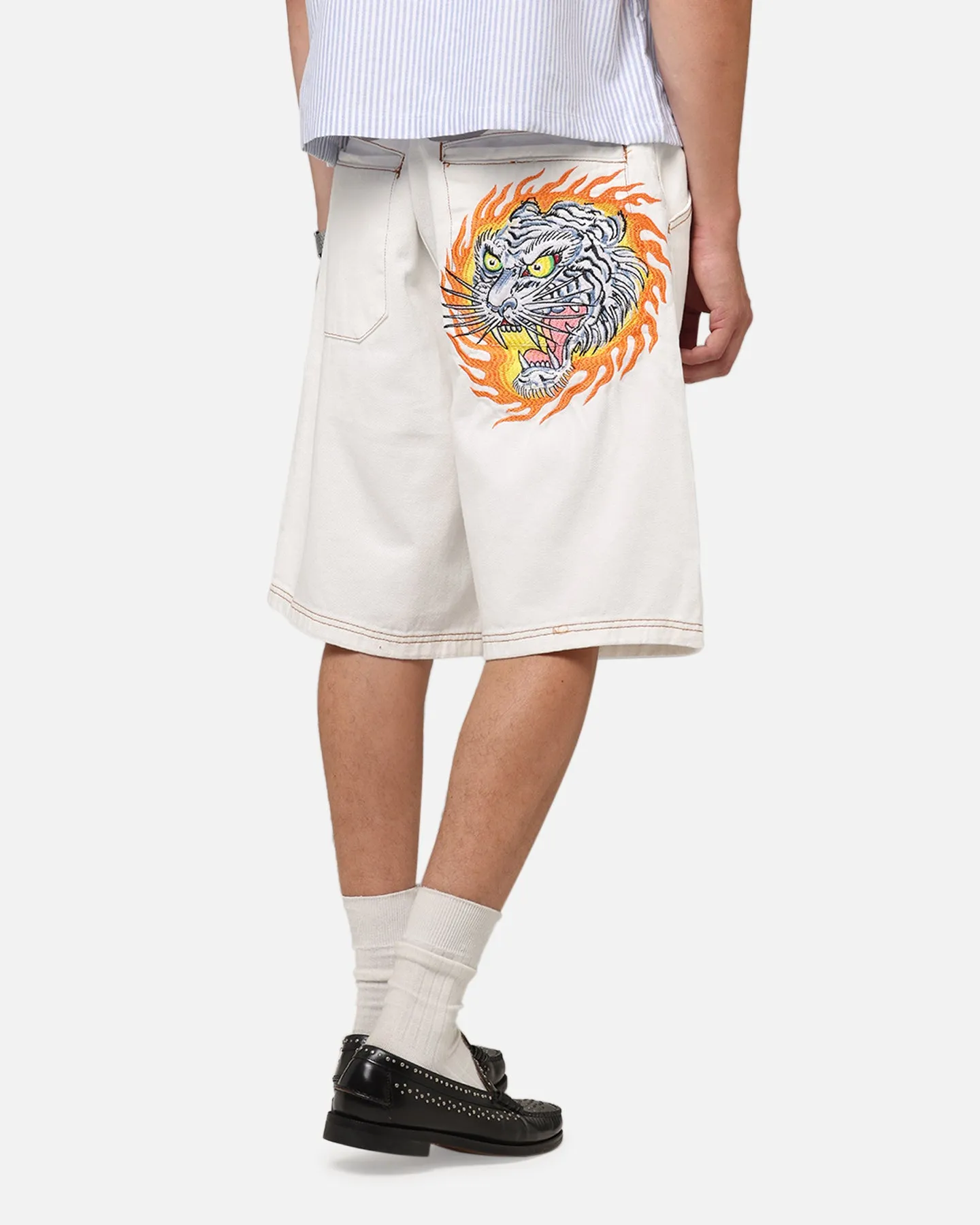 Ed Hardy Shorts en Jean Tigre Blanc Cassé