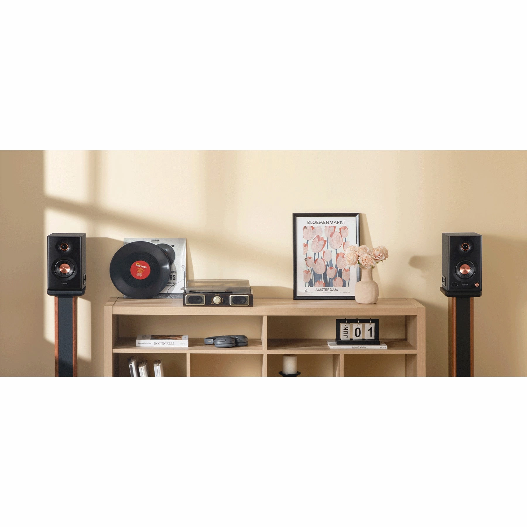 Edifier: MR5 2.0 Monitor Speakers - Pair