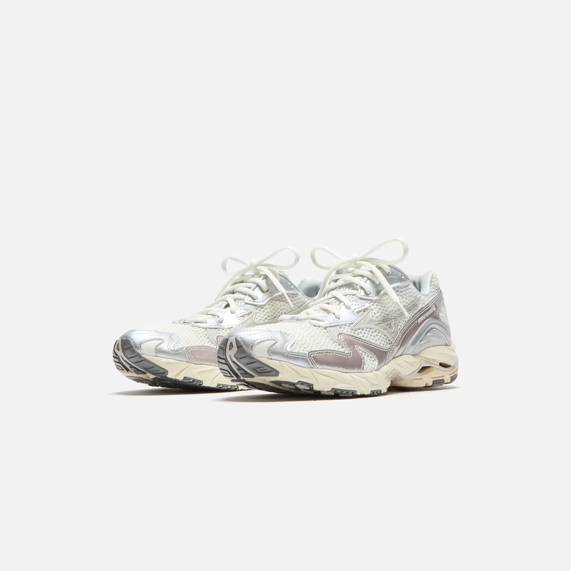 Mizuno Wave Rider 10 - Metallic Snow White Lightweight Outsole Sheepskin