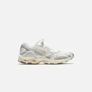 Comfortable Rug Mizuno Wave Rider 10 - Metallic Snow White