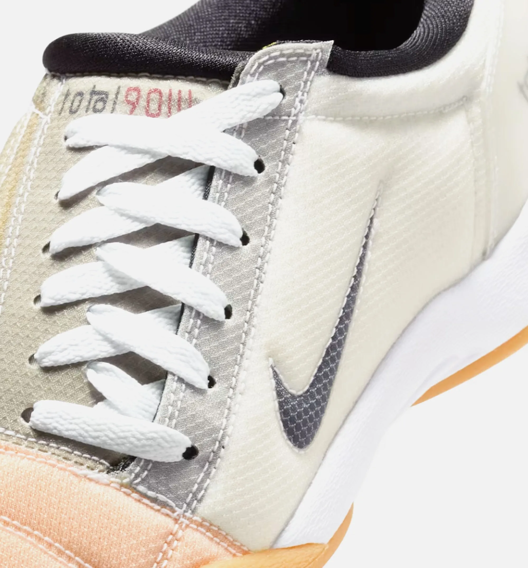 Reflective Details Total 90 Mens Lifestyle Shoe - Black/White