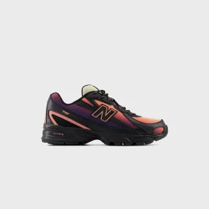 Comfort Groove New Balance 740V2 - Dusk / Dawn