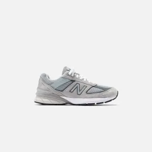 Define Your Own Way Chase What Moves You New Balance Made In Usa 990V5 - Grey / Castlerock