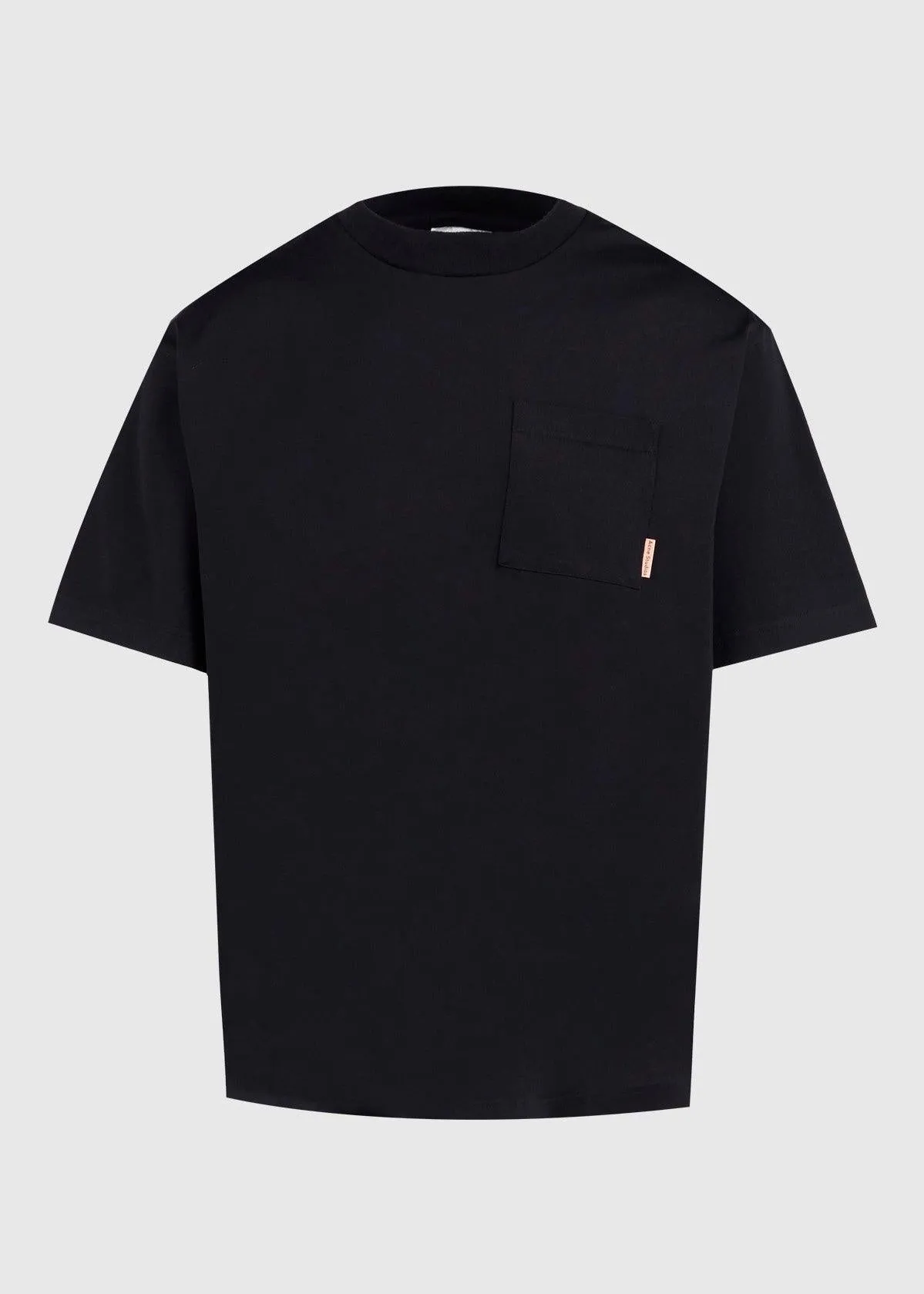 Smart-Casual Exterior Pocket Tee