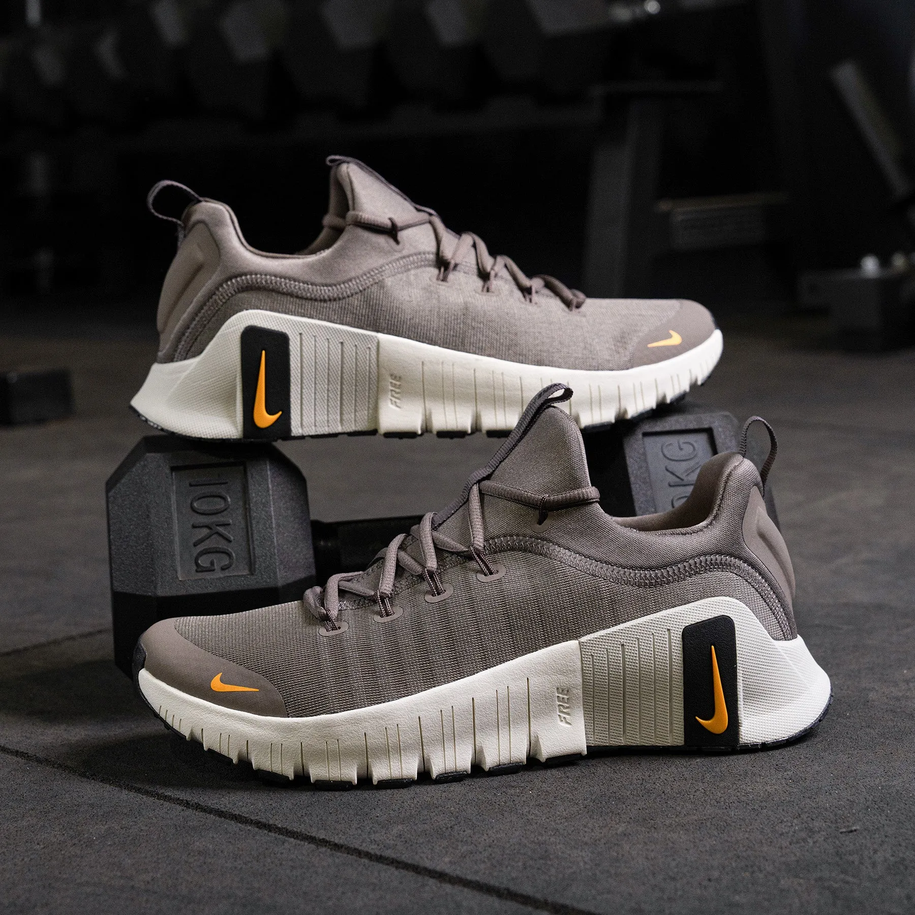 Nike - Free Metcon 6 Men'S Training Shoe - Cave Stone/Sundial-Light Bone-Sail High-Performance Mountain Boots