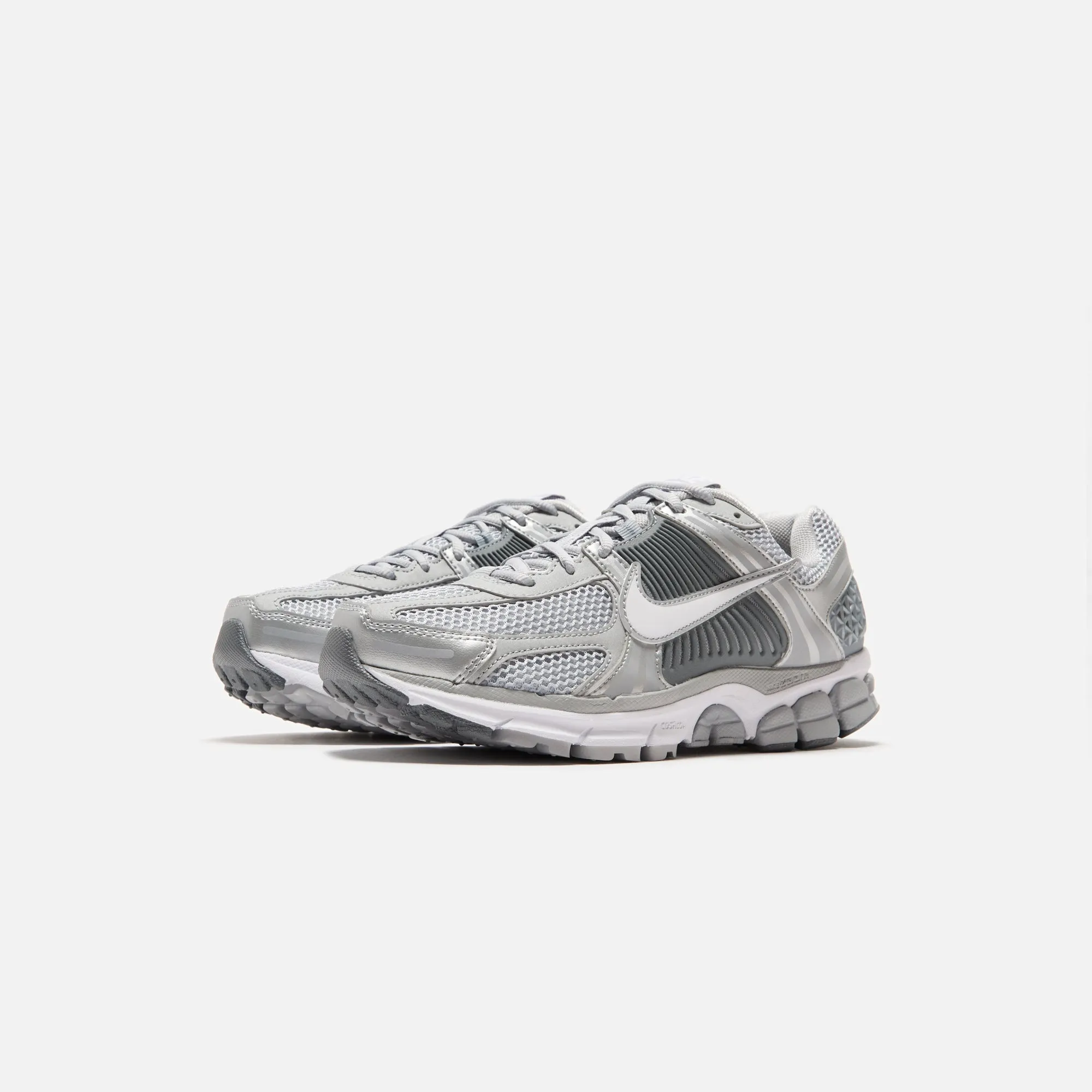 Nike Zoom Vomero 5 - Met Wolf Grey / White / Metallic Silver Gear Up and Go Independence Day Sale