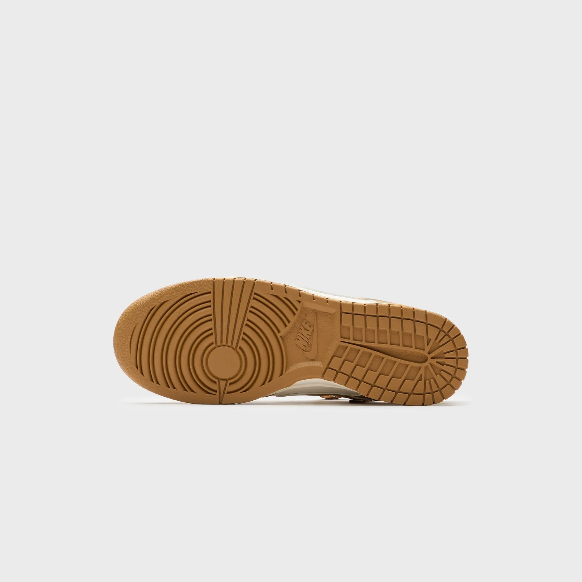 Economical Loud Looks, Smooth Moves Nike Dunk Low Retro - Pale Ivory / Wheat