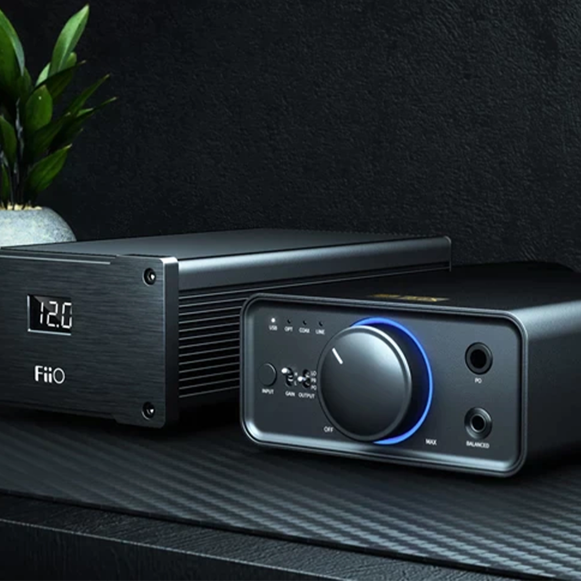 Fiio K7 DAC & Headphone Amplifier