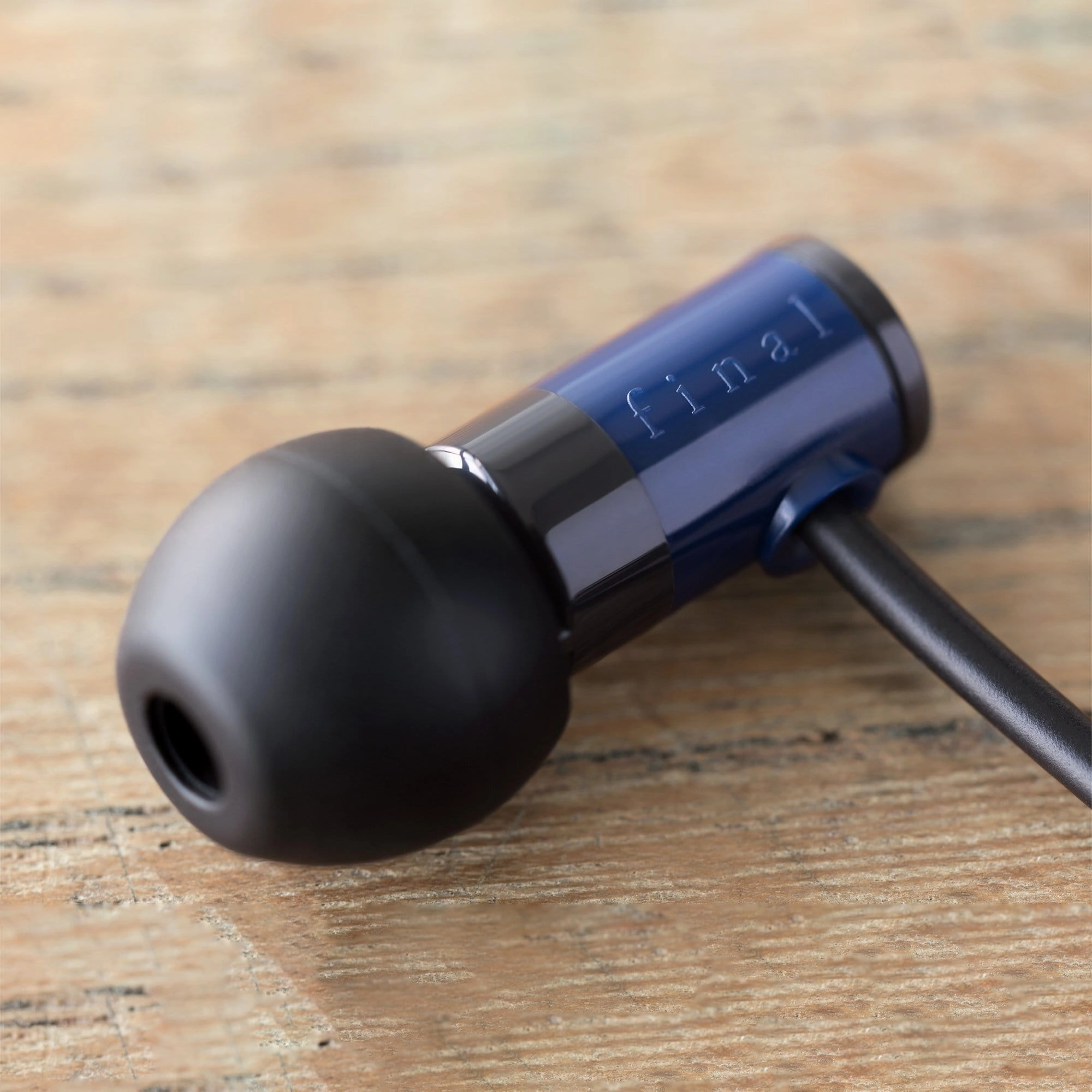 Final Audio E1000 In-Ear Earphone
