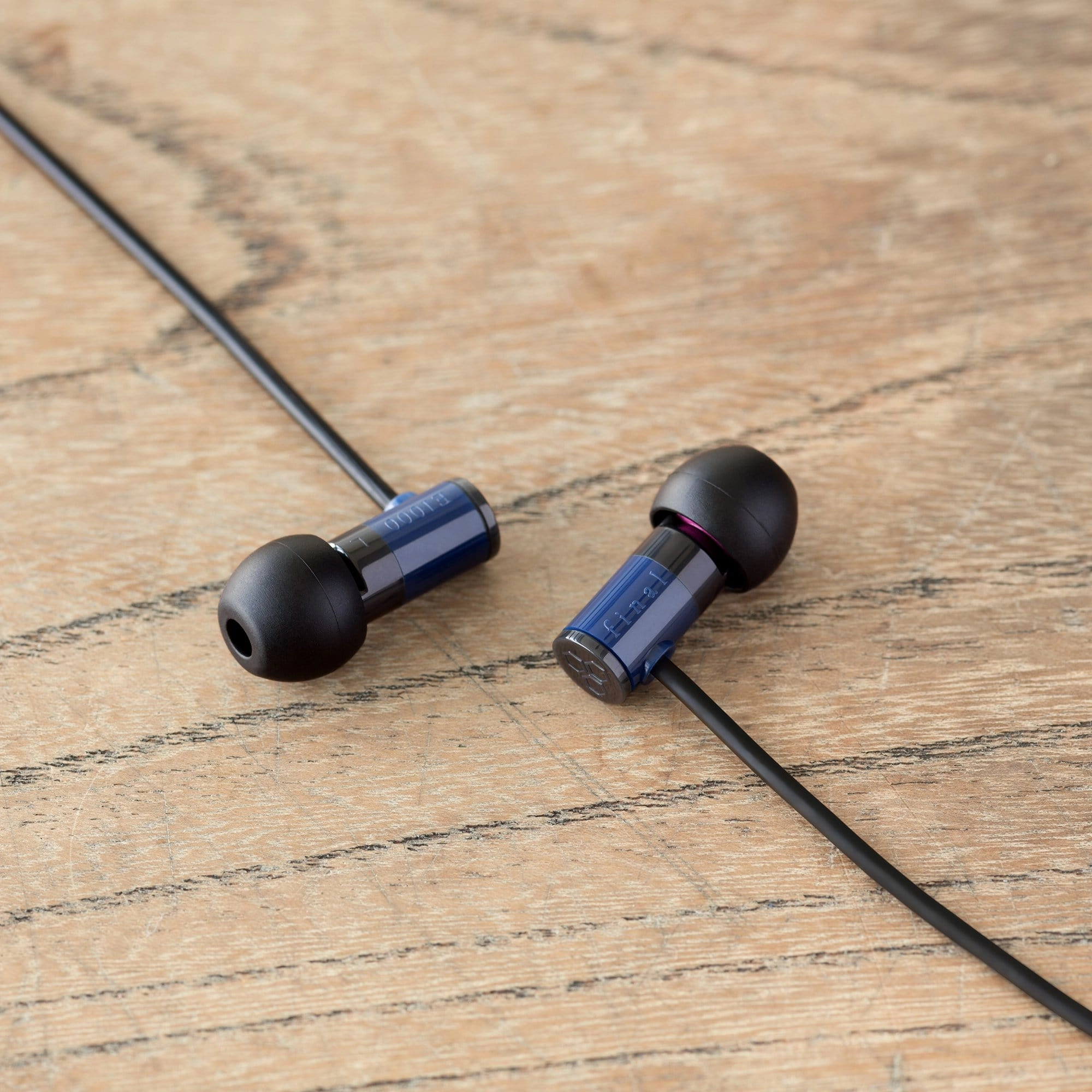 Final Audio E1000 In-Ear Earphone