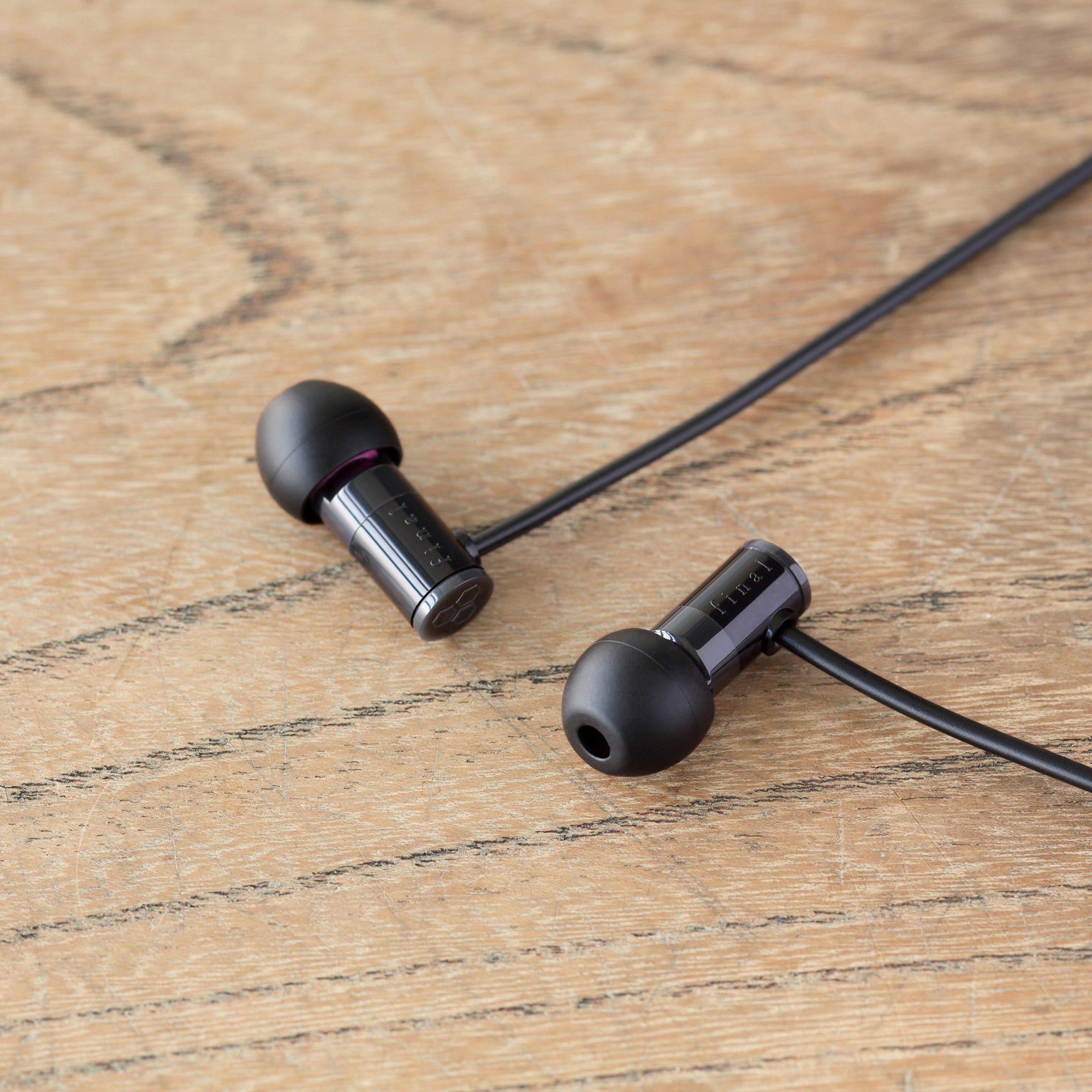 Final Audio E1000 In-Ear Earphone