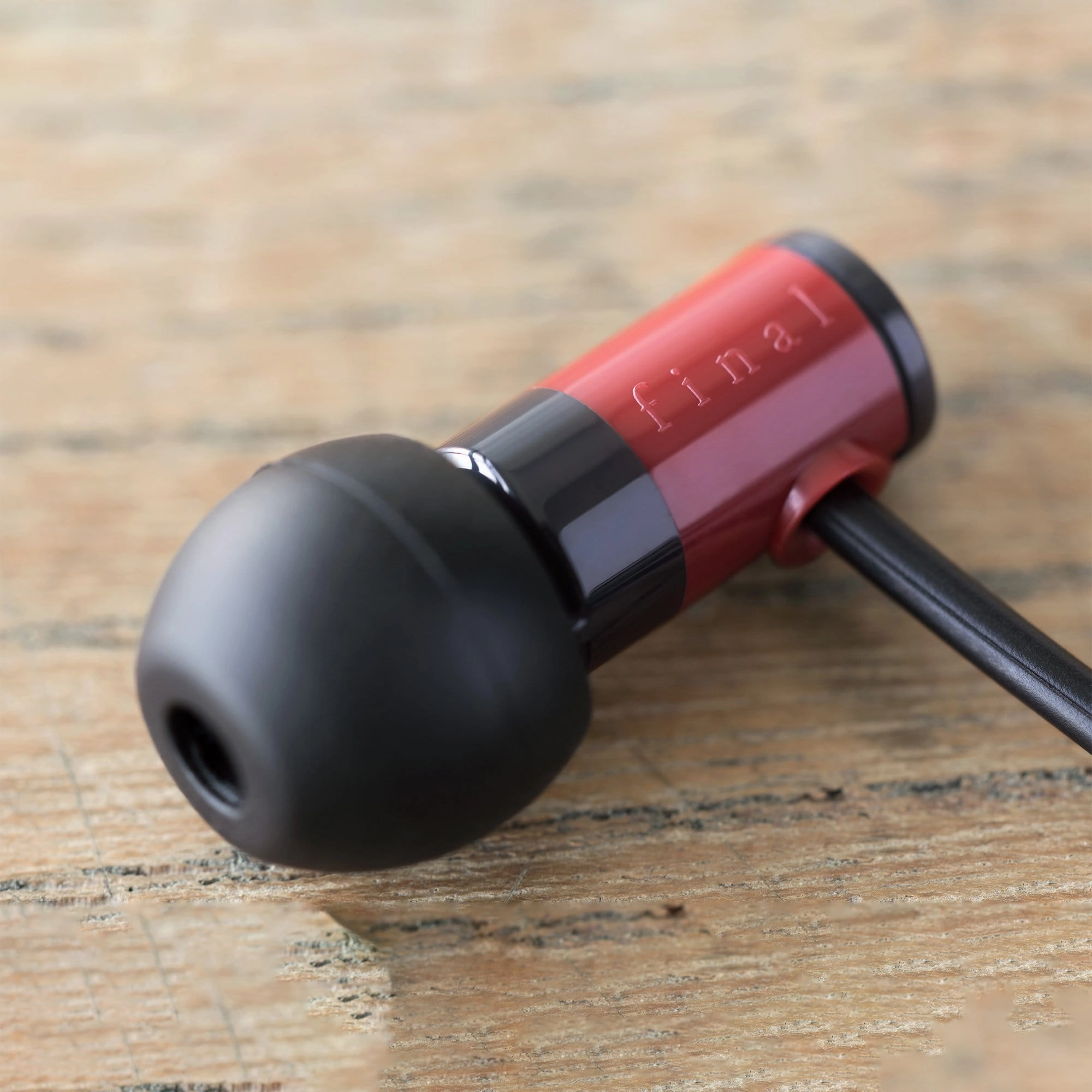 Final Audio E1000 In-Ear Earphone