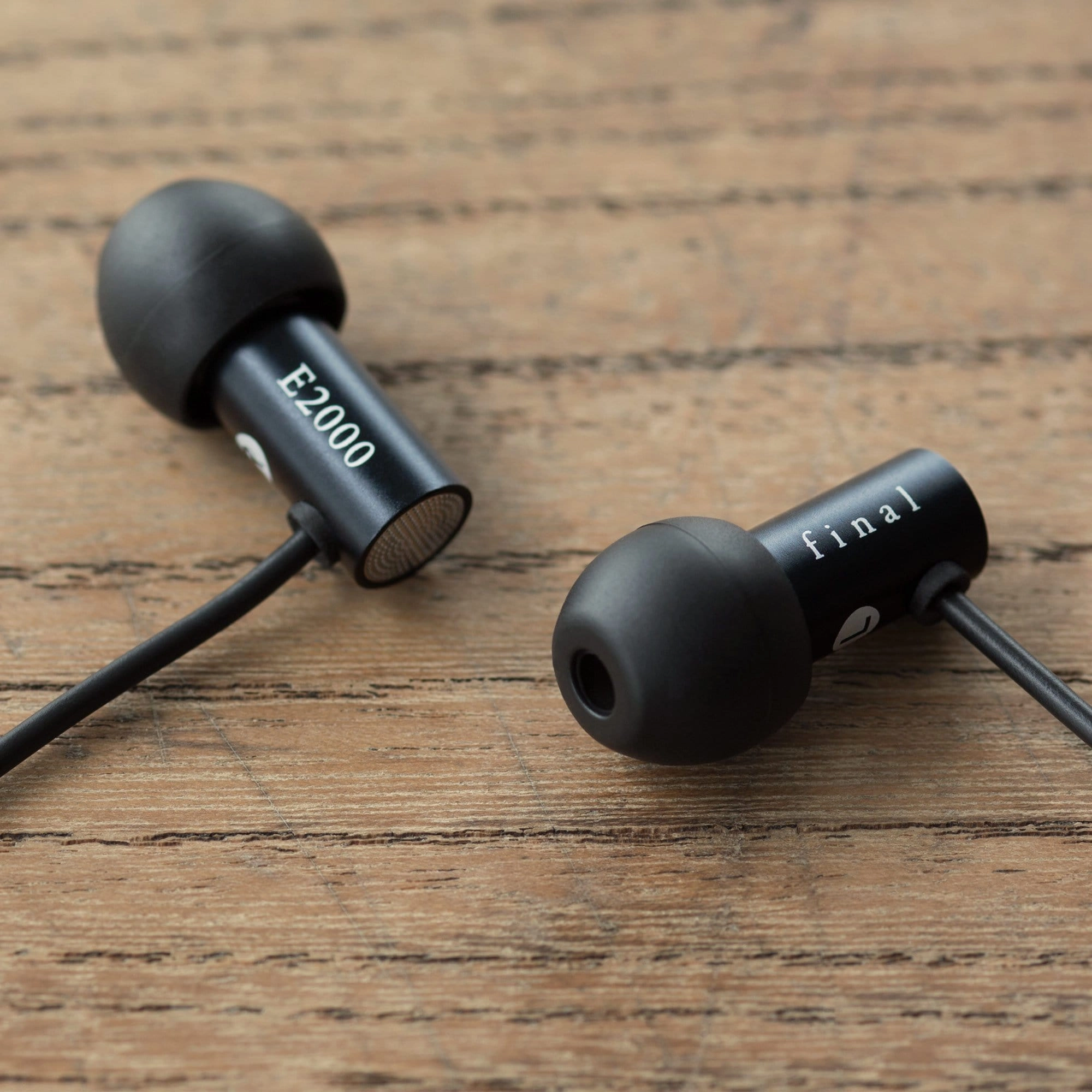 Final Audio E2000 In-Ear Earphone