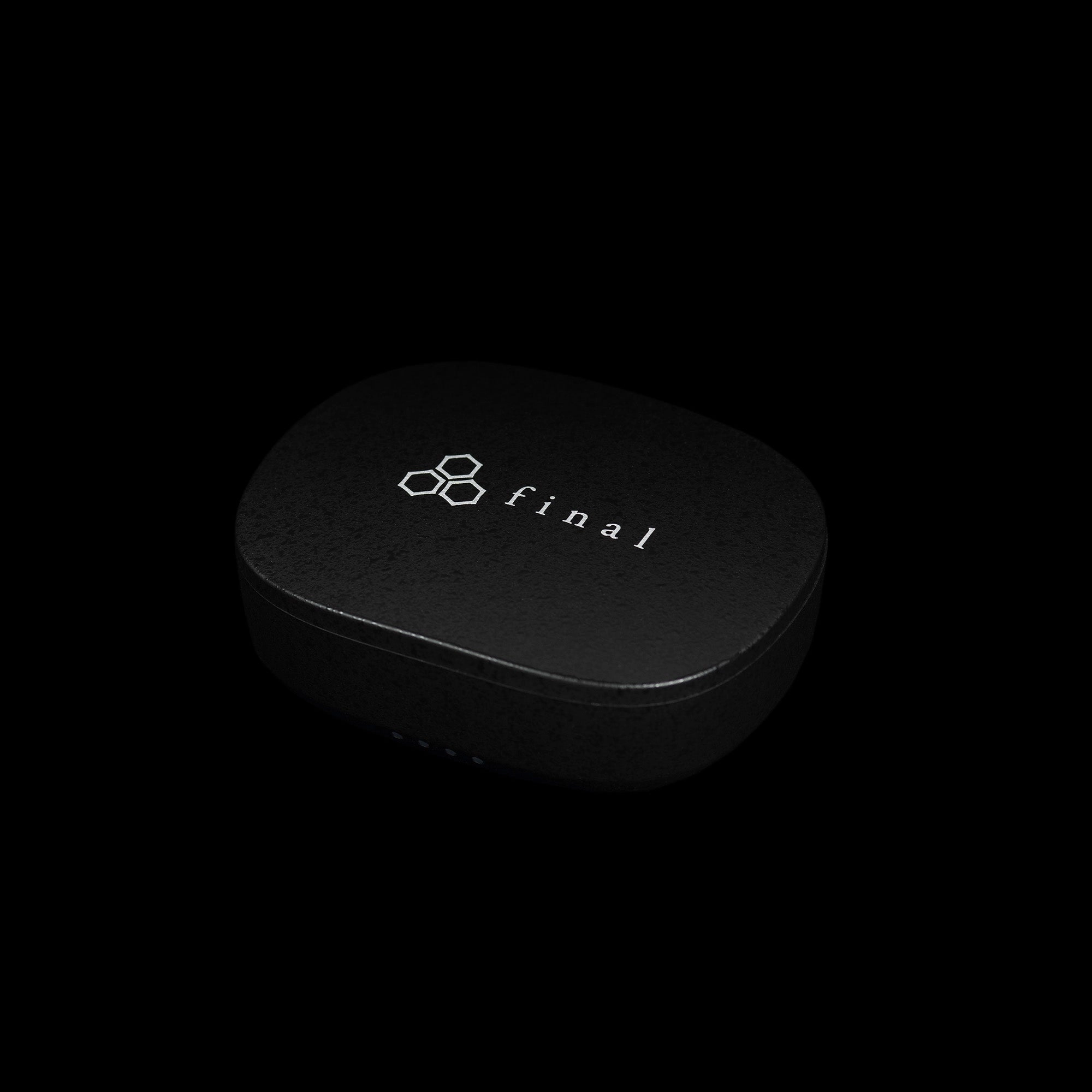 Final ZE8000 Noise-Cancelling True Wireless Earphones