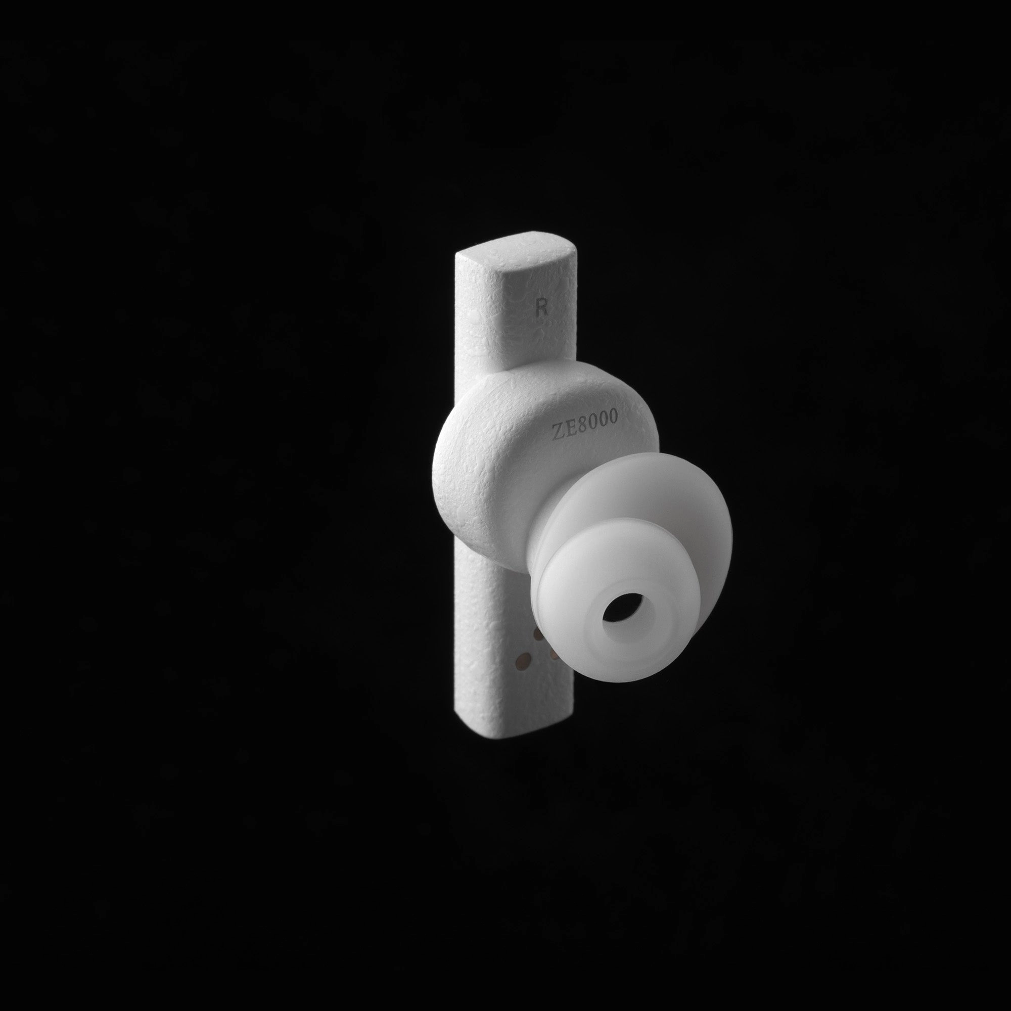 Final ZE8000 Noise-Cancelling True Wireless Earphones