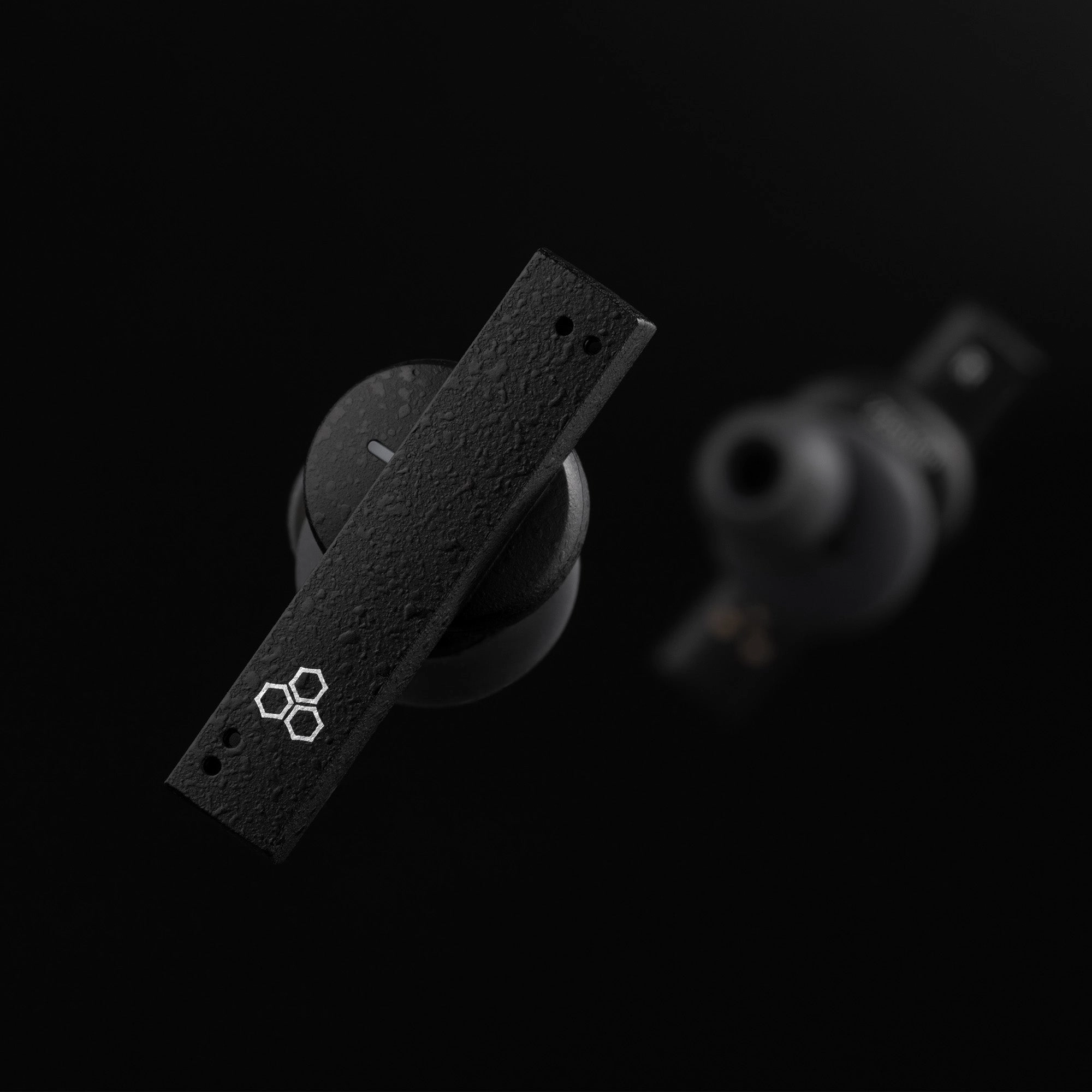 Final ZE8000 Noise-Cancelling True Wireless Earphones