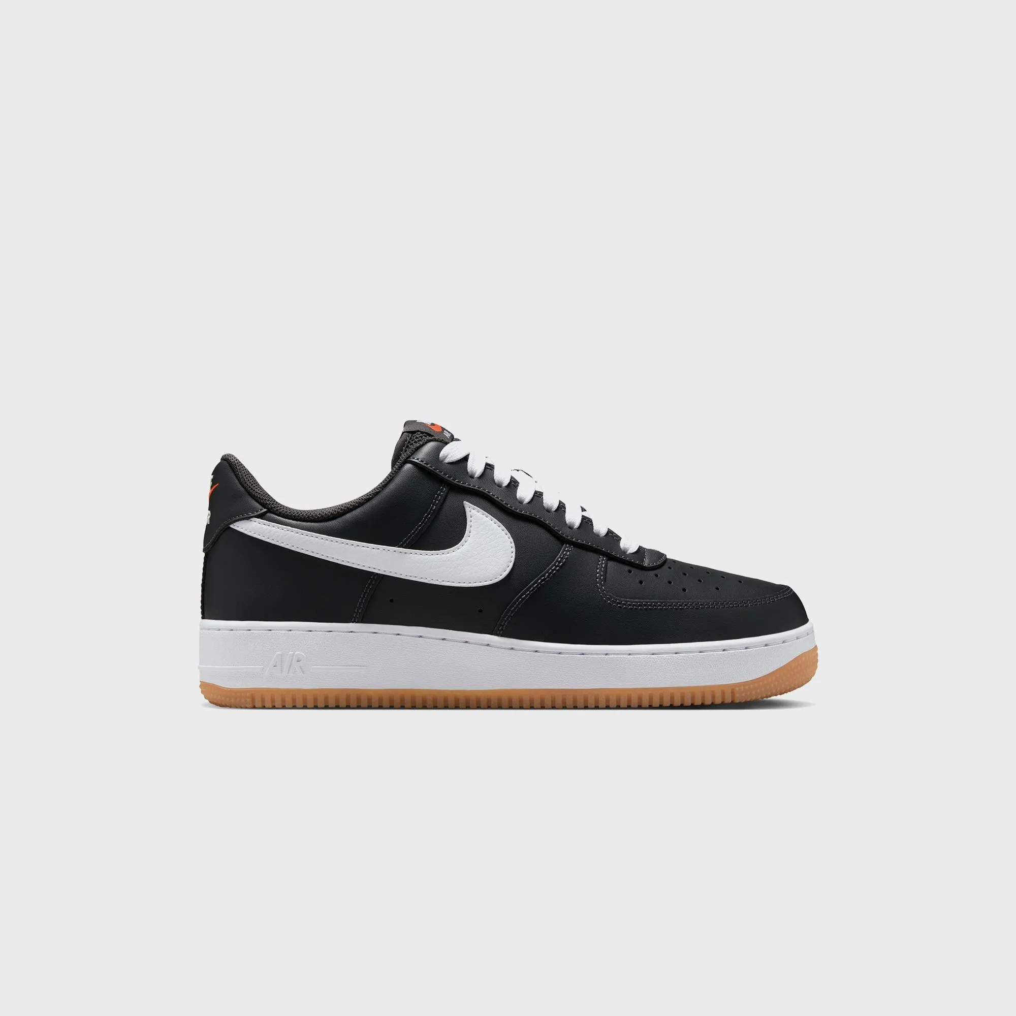 Realizing Nike Air Force 1 '07 Lv8 - Anthracite / Gum
