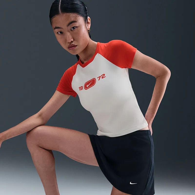 Water Resistant Coating Comfort Toughness Nike Women'S Sportswear Chill Knit Slim Graphic T-Shirt