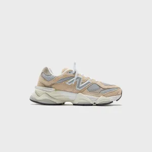 Innovative Footwear New Balance 9060 - Incense / Raincloud / Arid Stone