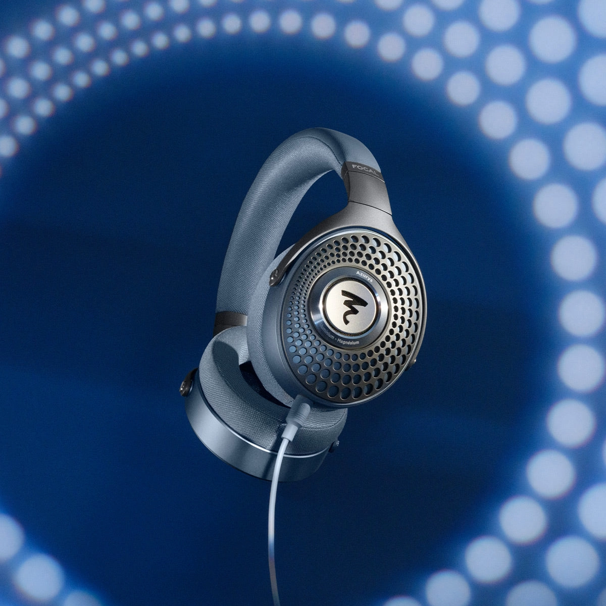 Focal Azurys Closed-Back Headphones (Blue)