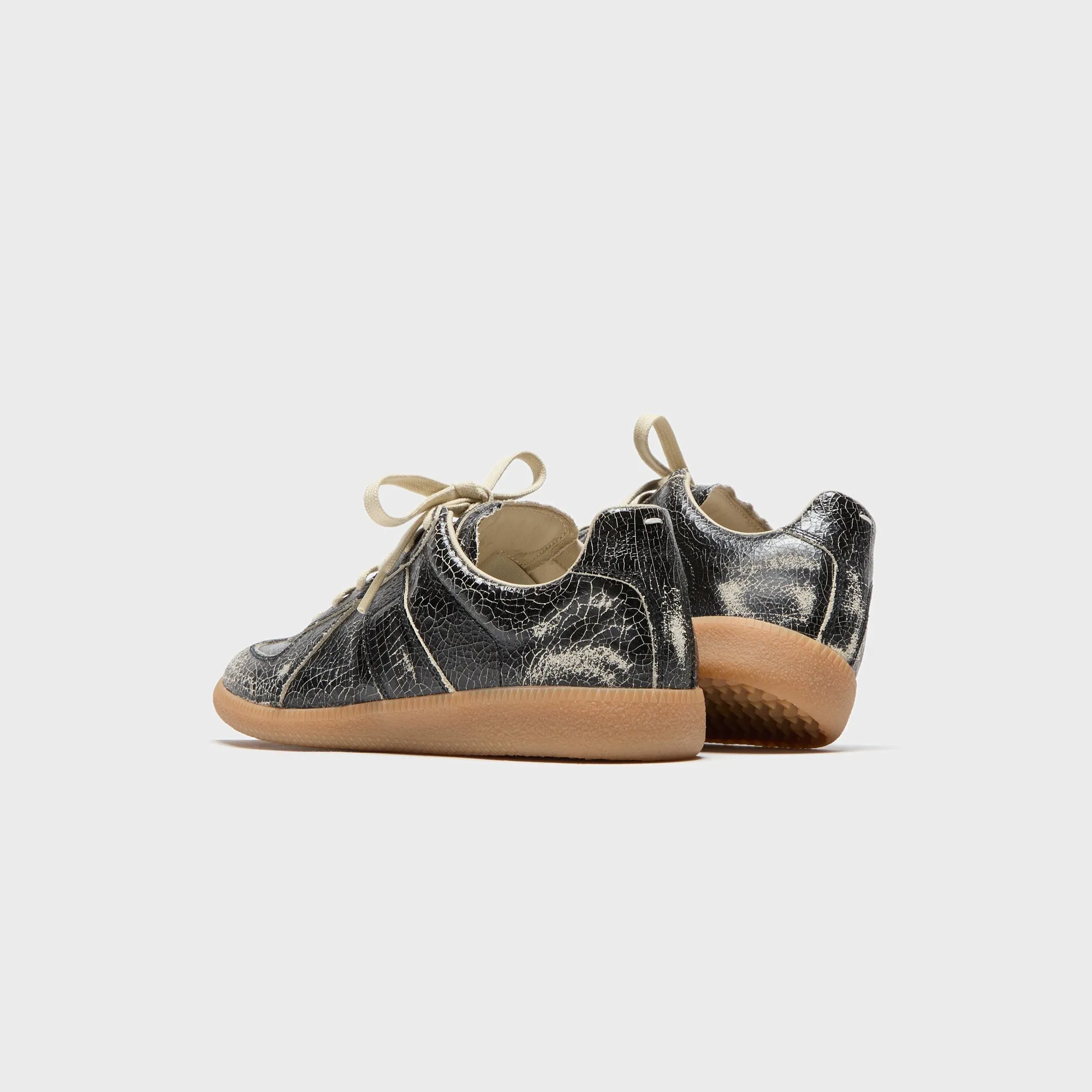 Maison Margiela Replica Sneaker - Crack Leather / Black / White Walk Loud