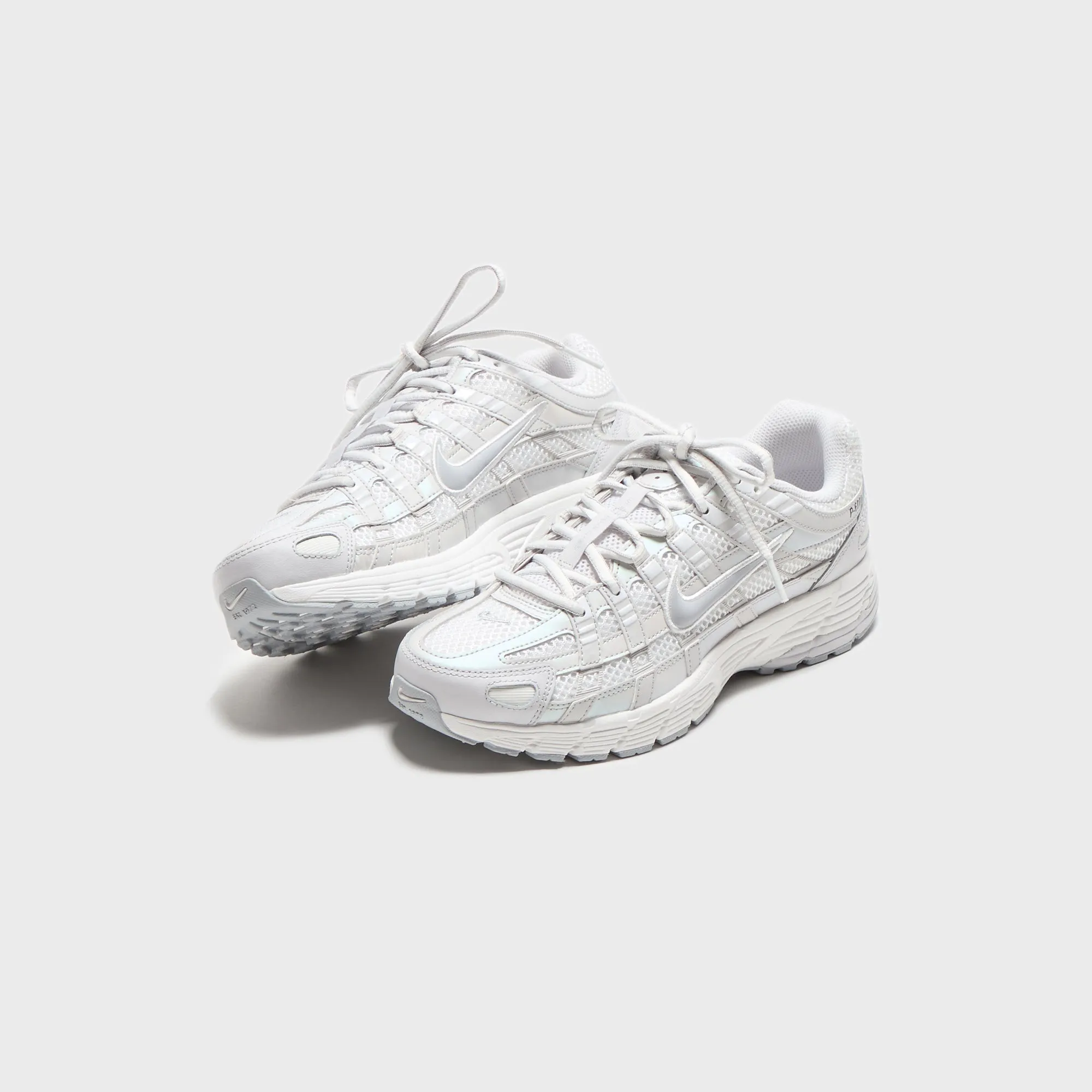 Nike Wmns P-6000 - Summit White / Wolf Grey / Vast Grey Adjustable Rings Flexible Counter Pad