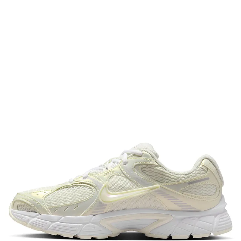 Slip-On Ease Of Use Feature Comfort Pitch Nike Women'S V5 Rnr