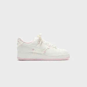 Nike Wmns Air Force 1 '07 Lx - Sail / Pink Foam "Resilience Foot Sago Palm