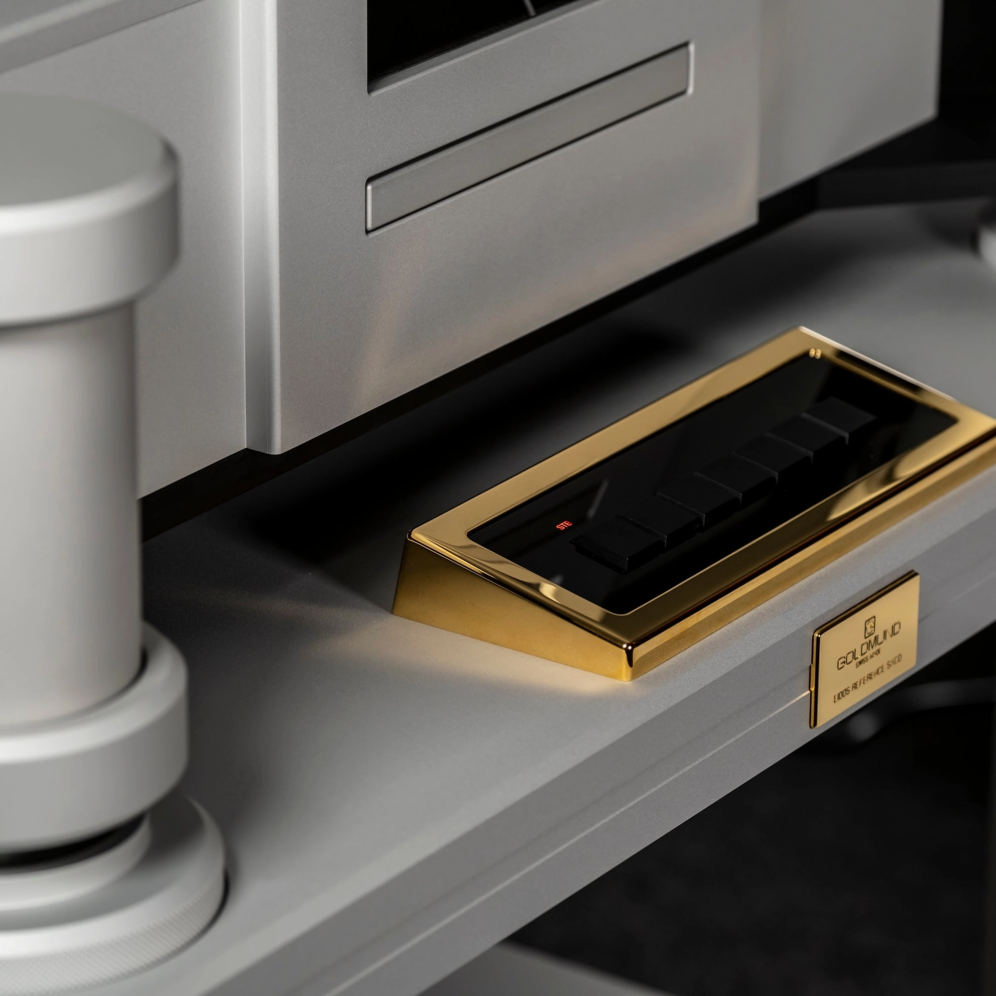 Goldmund EIDOS Reference SACD Player