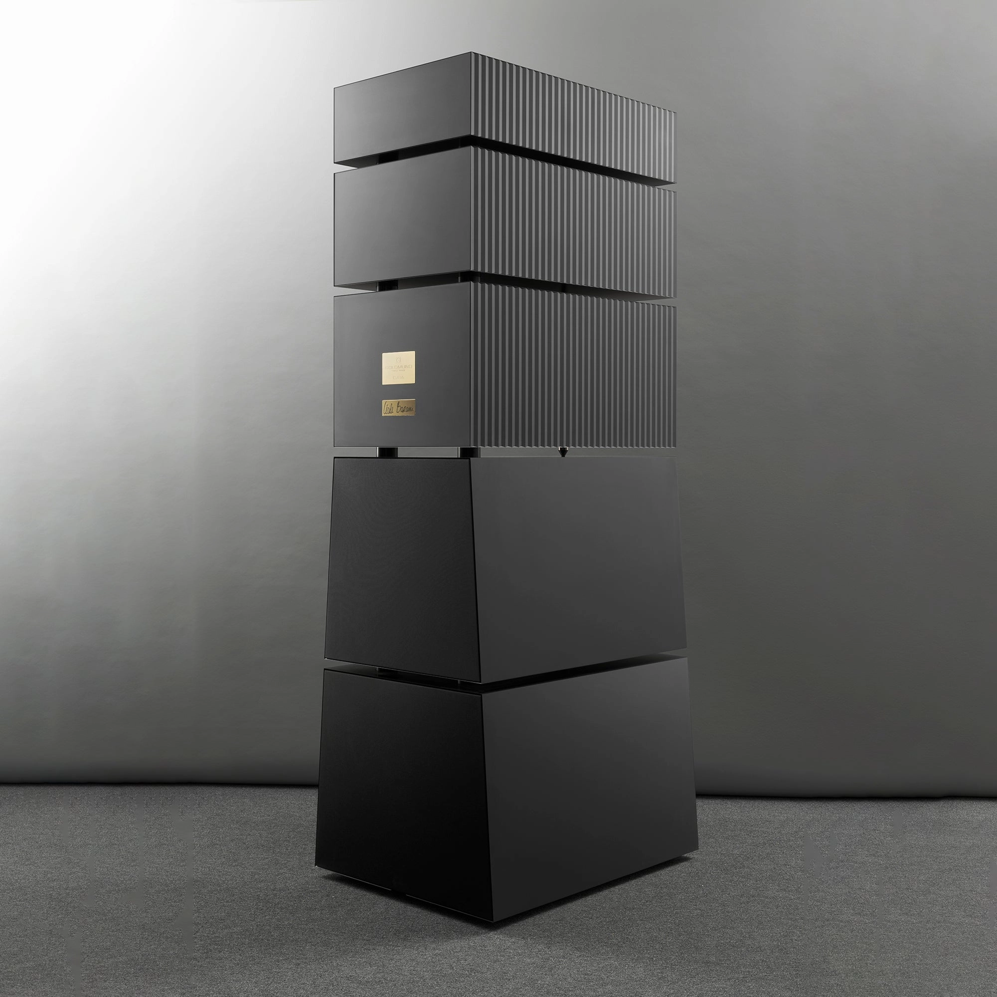 Goldmund GAIA Active Wireless Speakers