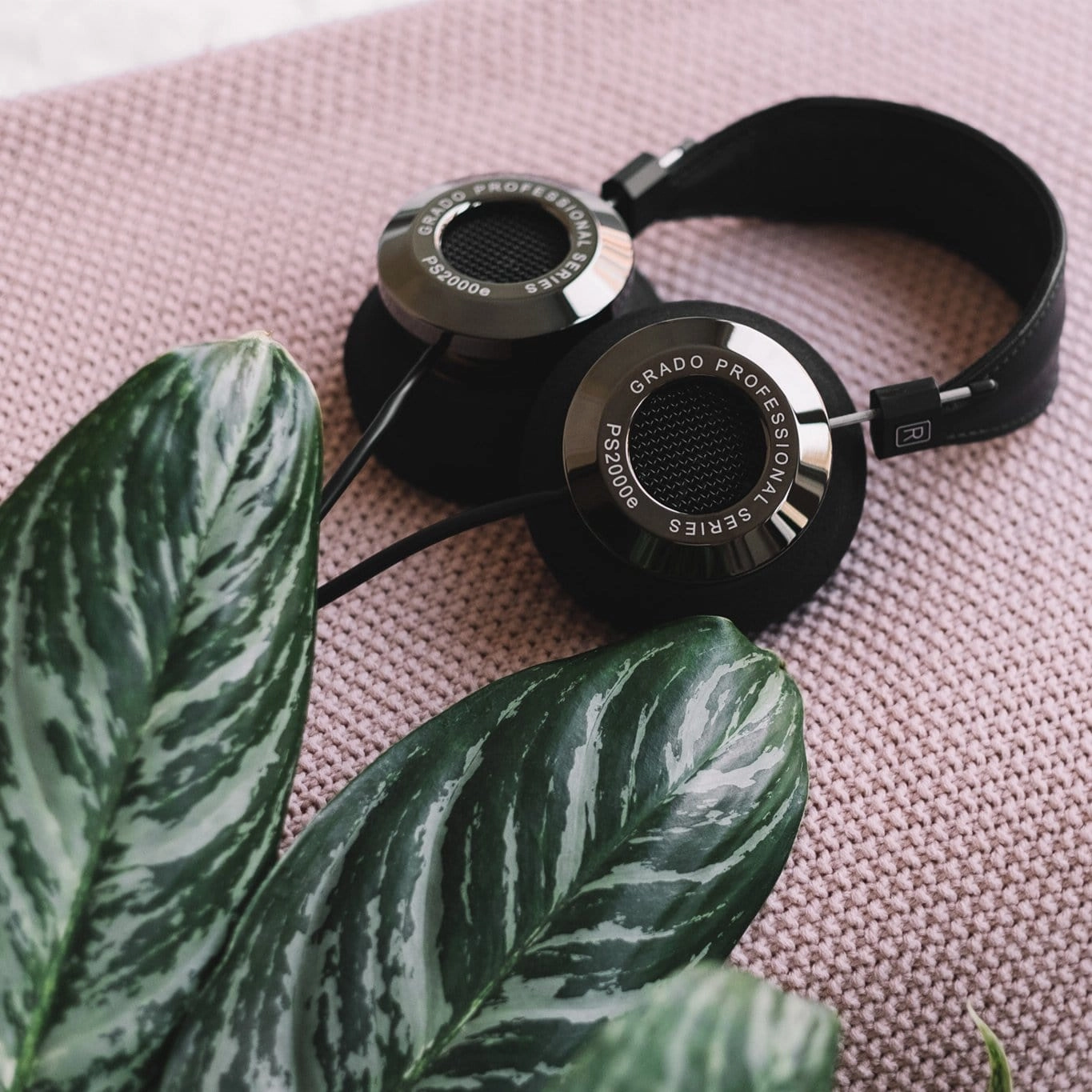 Grado PS2000e Professional Series Headphones - DEMO UNIT