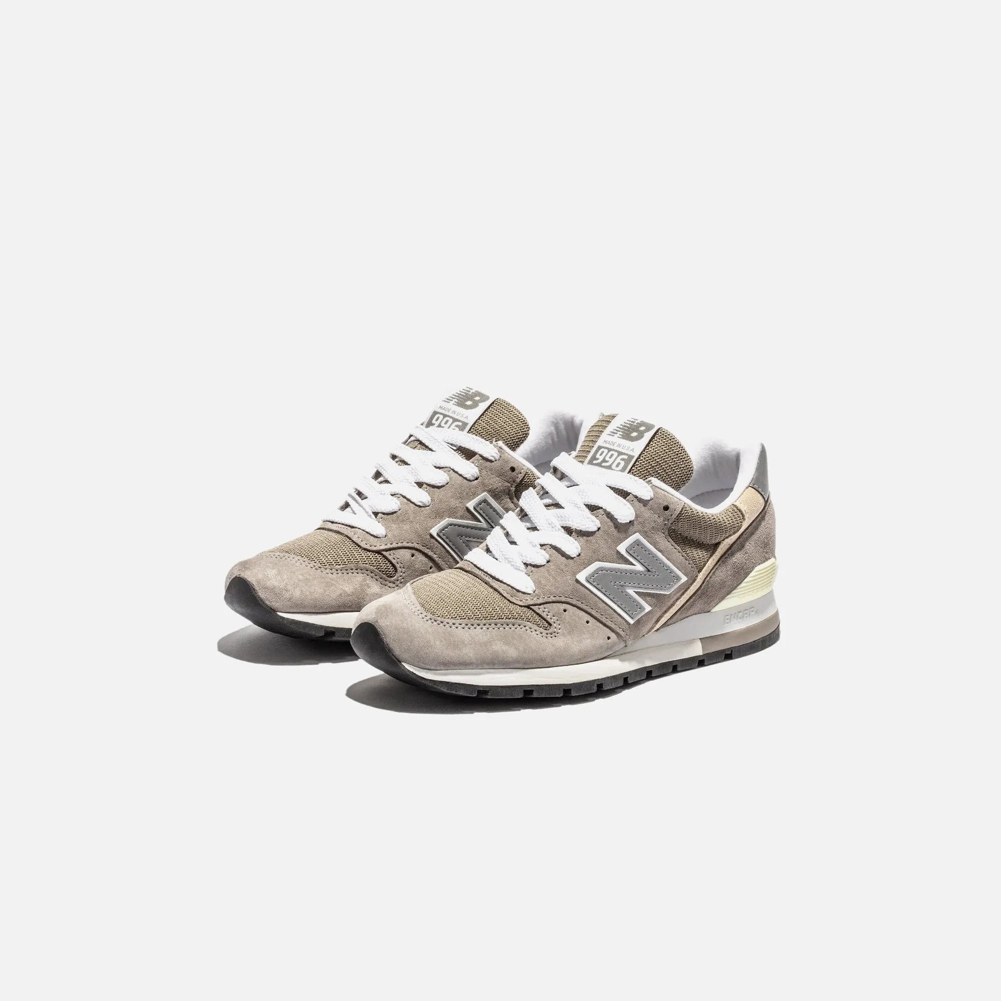 New Balance Made In Usa 996 - Grey / Silver Rule the Streets
